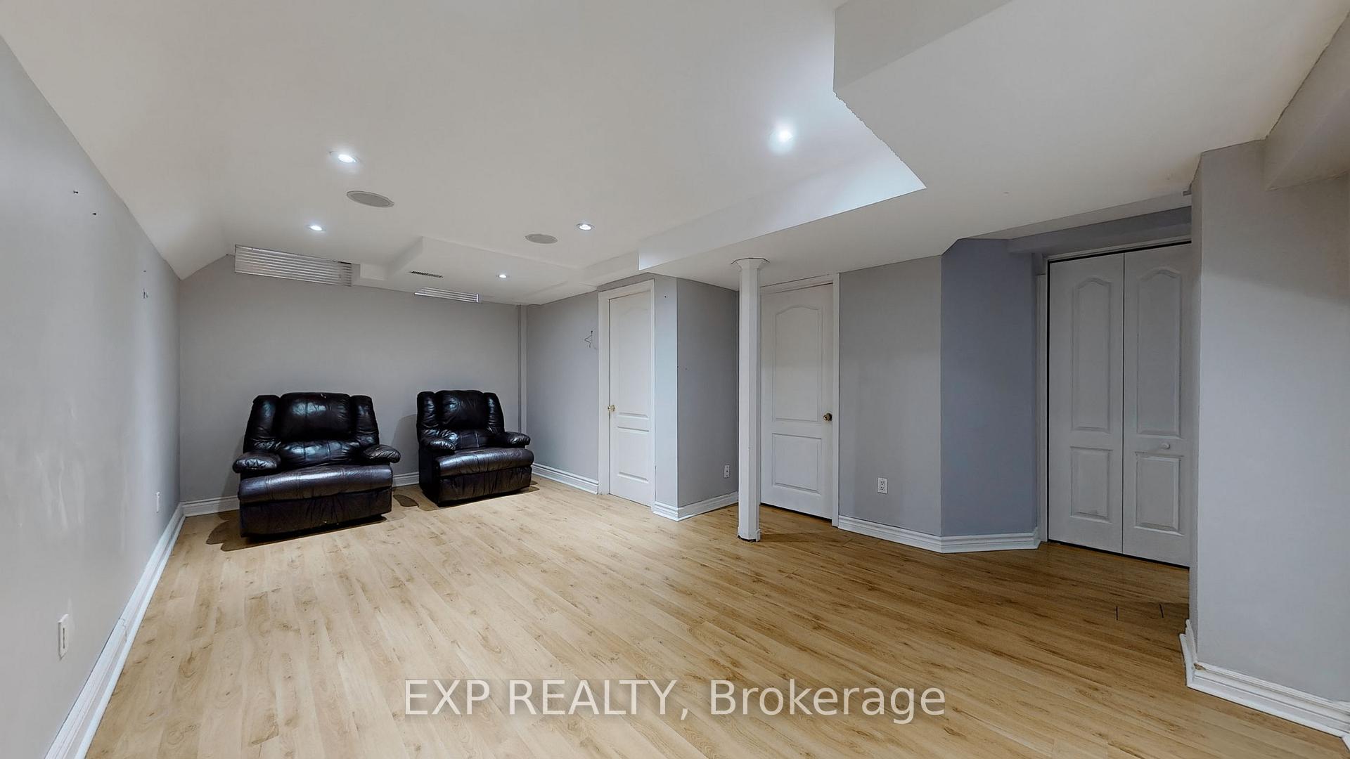 Photo 22 of 60 Tincomb Crescent, Whitby, Pringle Creek — HOMEH