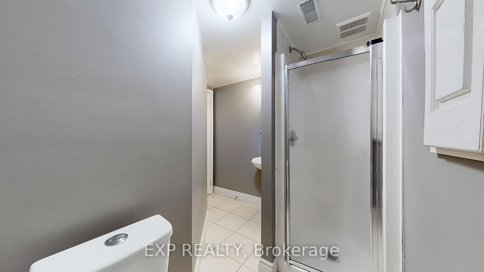 Photo 26 of 60 Tincomb Crescent, Whitby, Pringle Creek — HOMEH