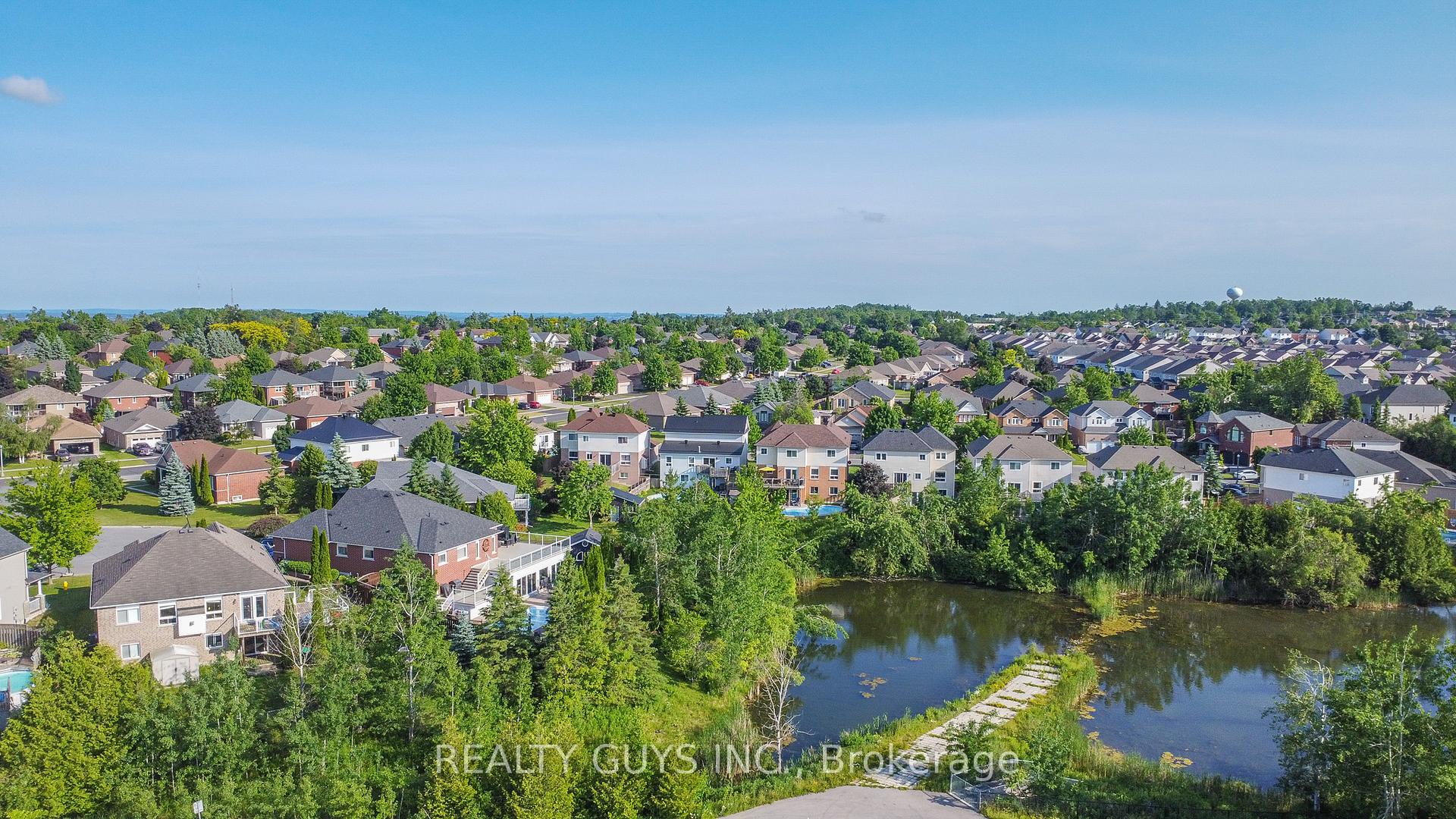 Photo 6 of 14 Carson Court, Peterborough, Monaghan Ward 2 — HOMEH