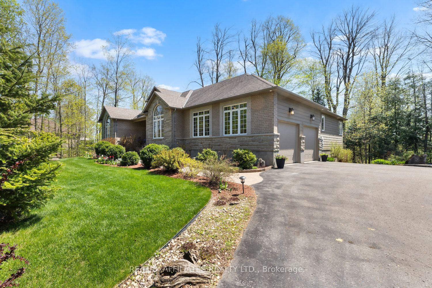 Photo 5 of 382 Ashton Creek Crescent, Beckwith, Beckwith Twp — HOMEH