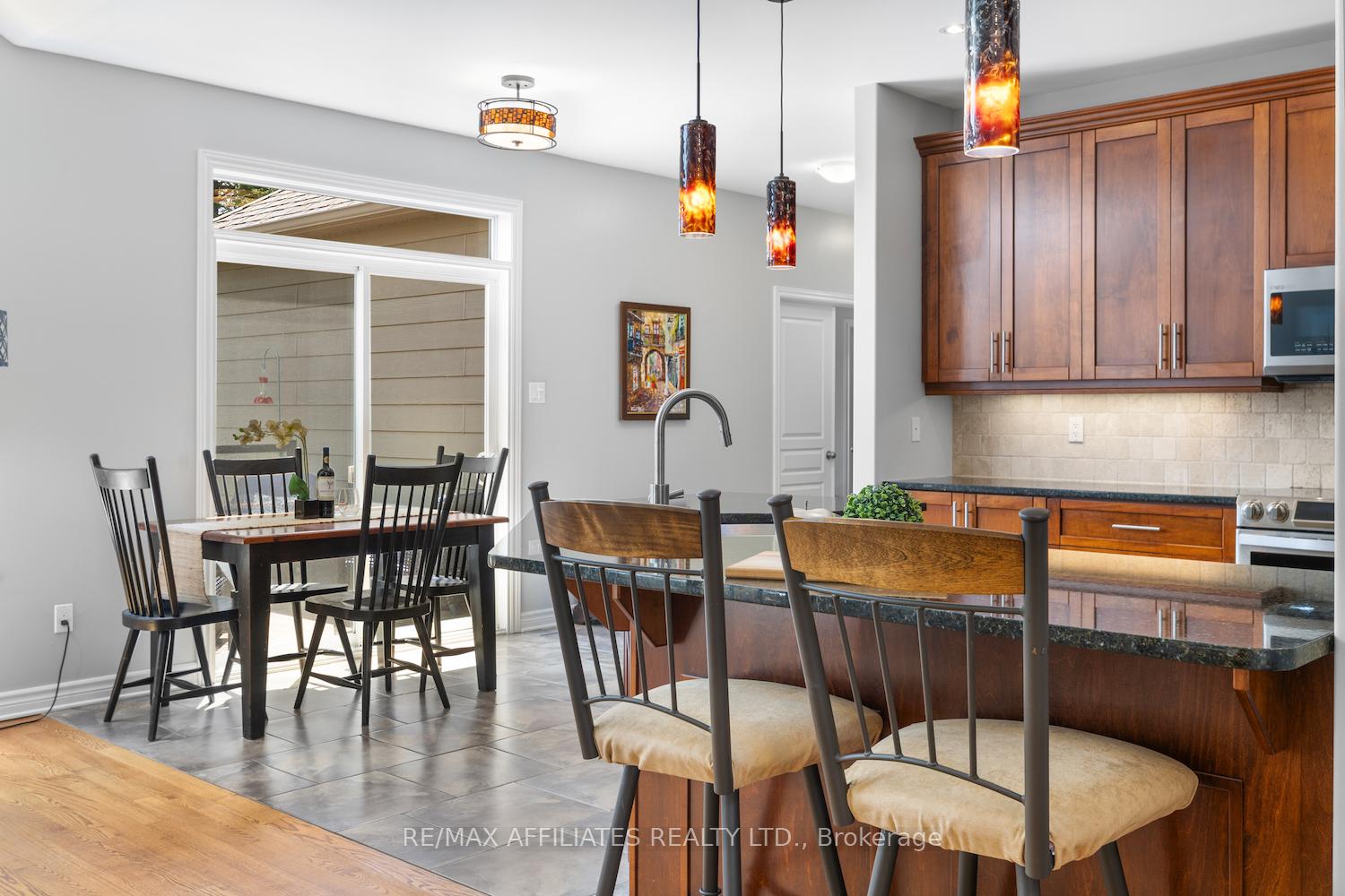 Photo 18 of 382 Ashton Creek Crescent, Beckwith, Beckwith Twp — HOMEH