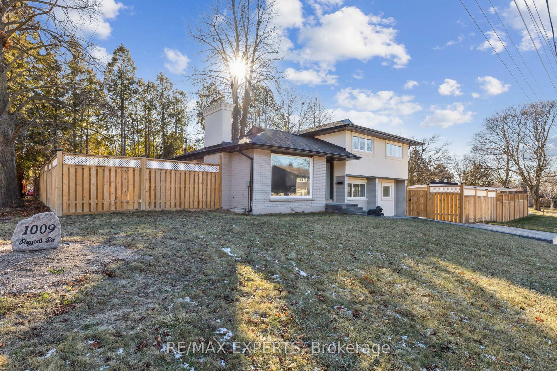 Photo 1 of 1009 Regent Drive, Oshawa, Eastdale — HOMEH