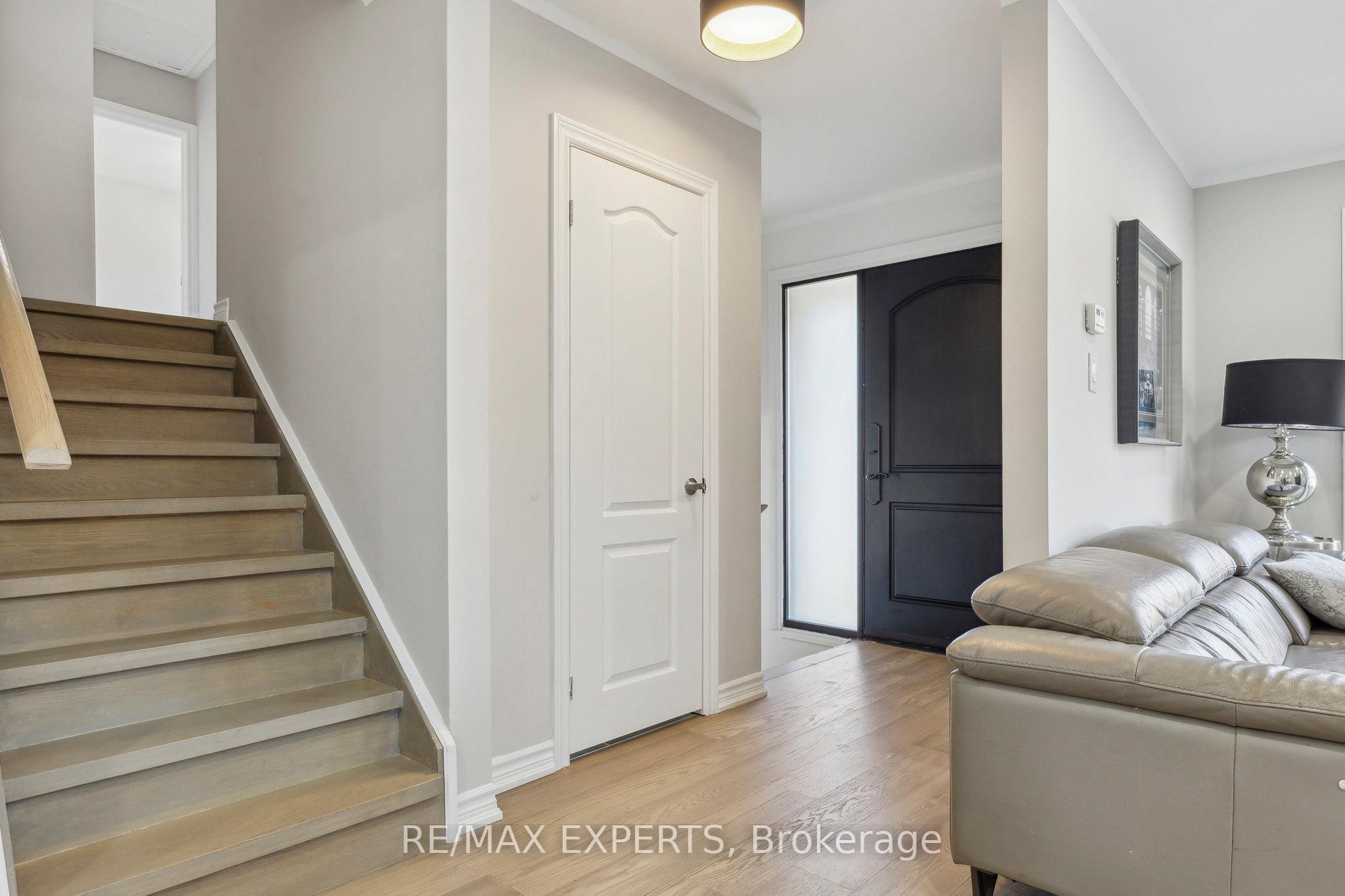 Photo 5 of 1009 Regent Drive, Oshawa, Eastdale — HOMEH