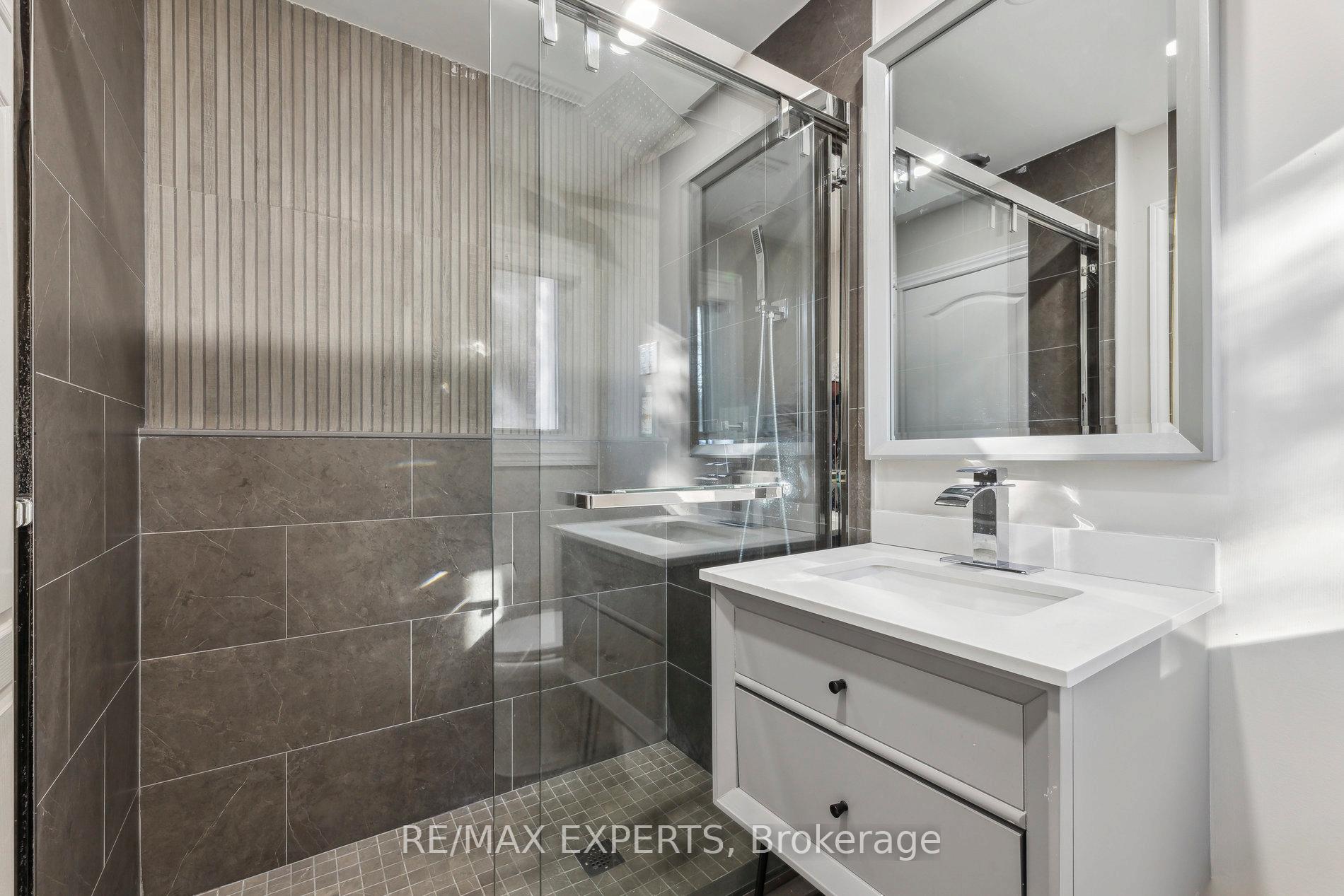 Photo 20 of 1009 Regent Drive, Oshawa, Eastdale — HOMEH