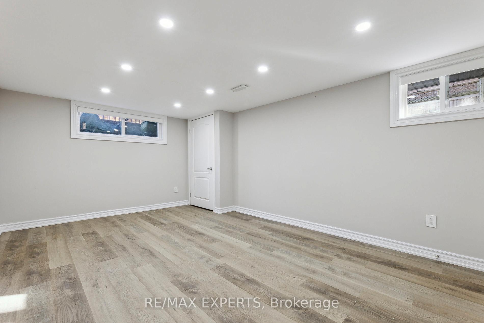 Photo 23 of 1009 Regent Drive, Oshawa, Eastdale — HOMEH