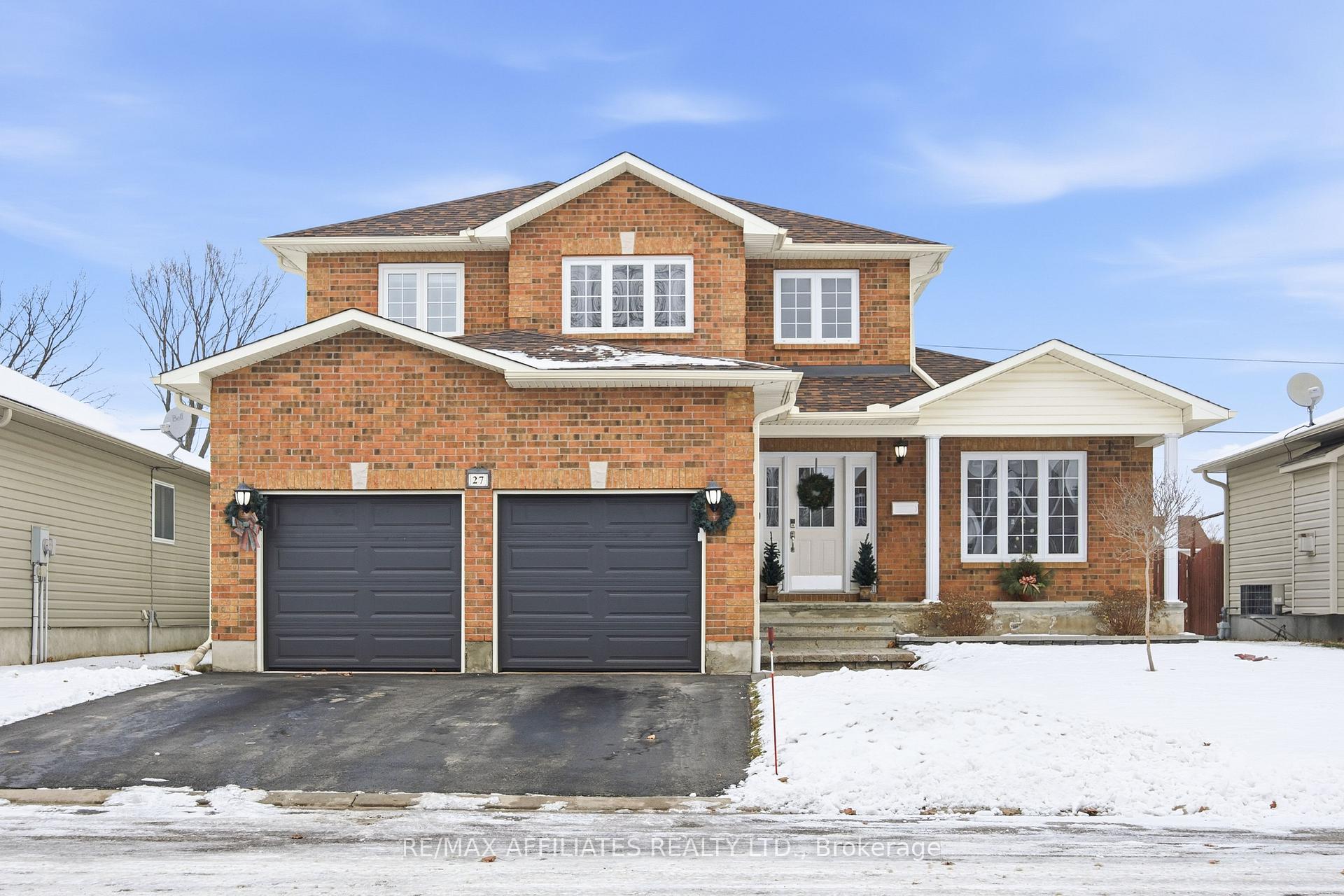 Front of 27 Comba Drive
