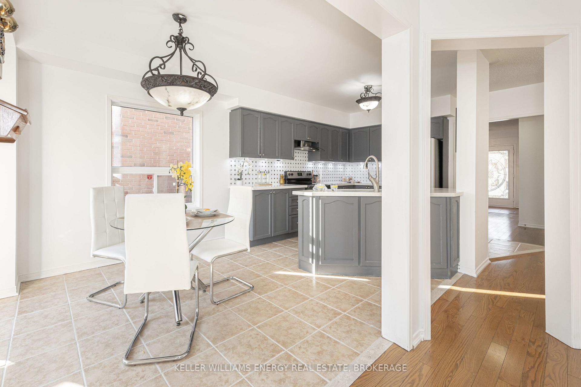 Photo 13 of 110 Puttingedge Drive, Whitby, Rolling Acres — HOMEH