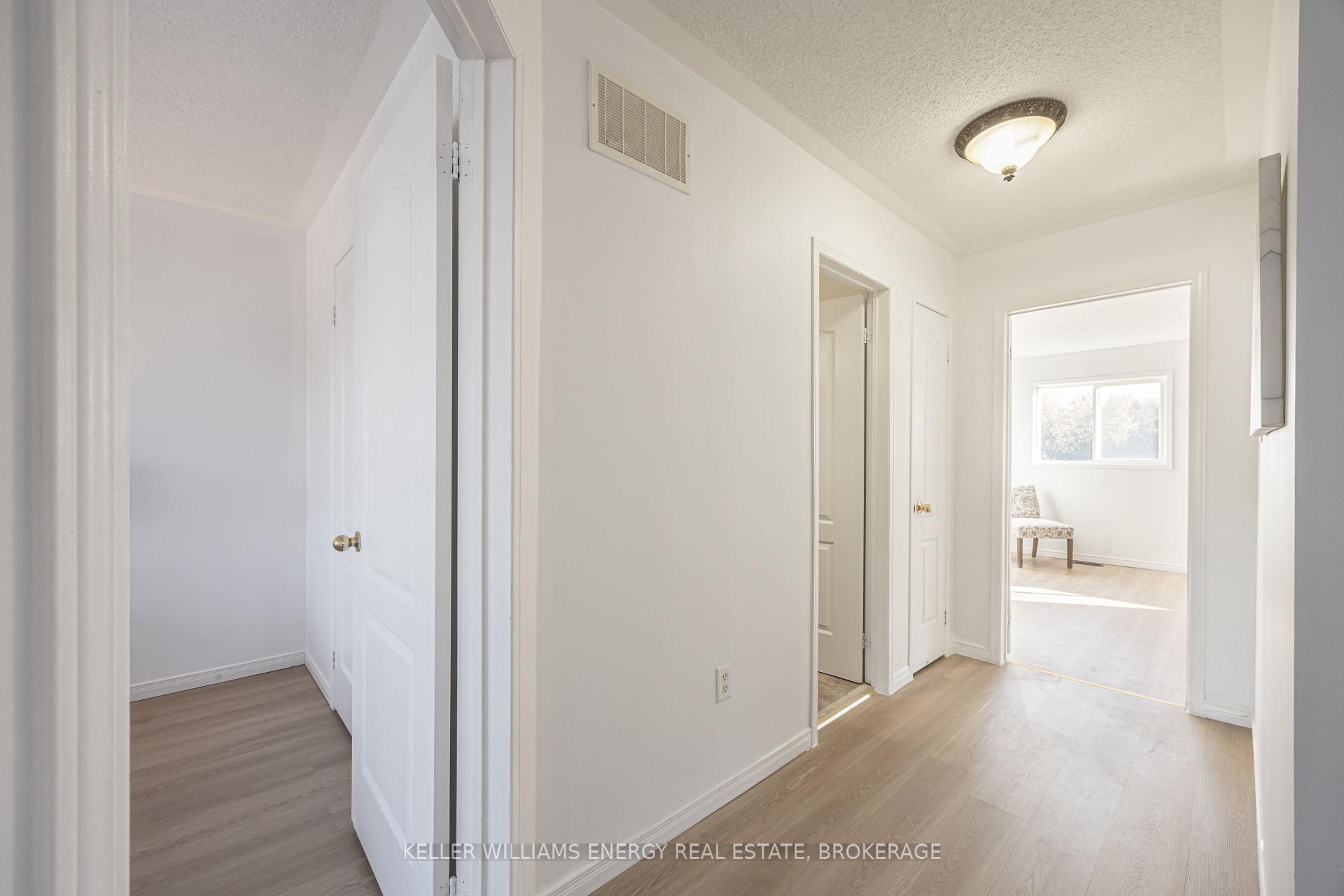 Photo 27 of 110 Puttingedge Drive, Whitby, Rolling Acres — HOMEH
