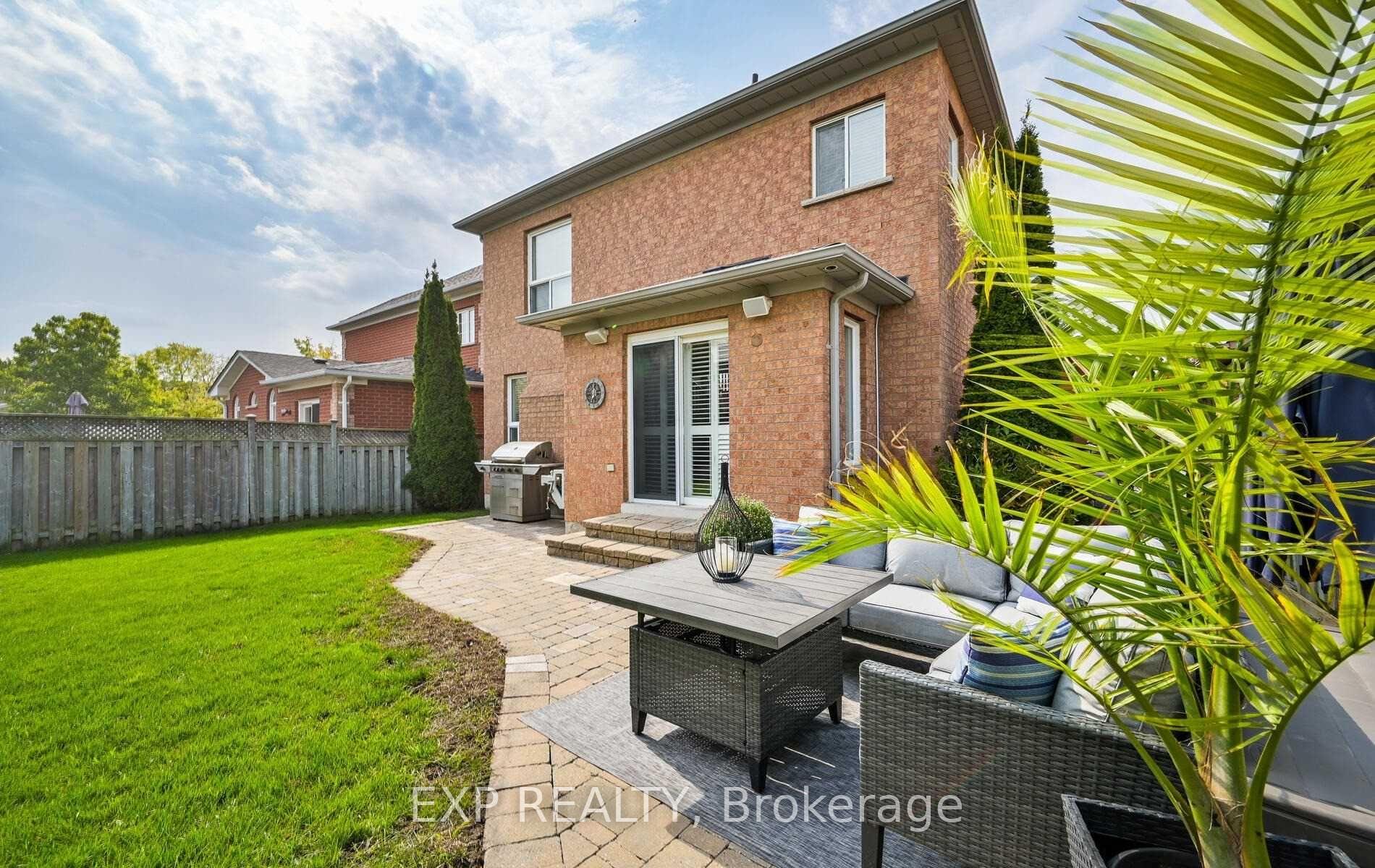 Photo 38 of 7 Arnold Crescent, Whitby, Brooklin — HOMEH