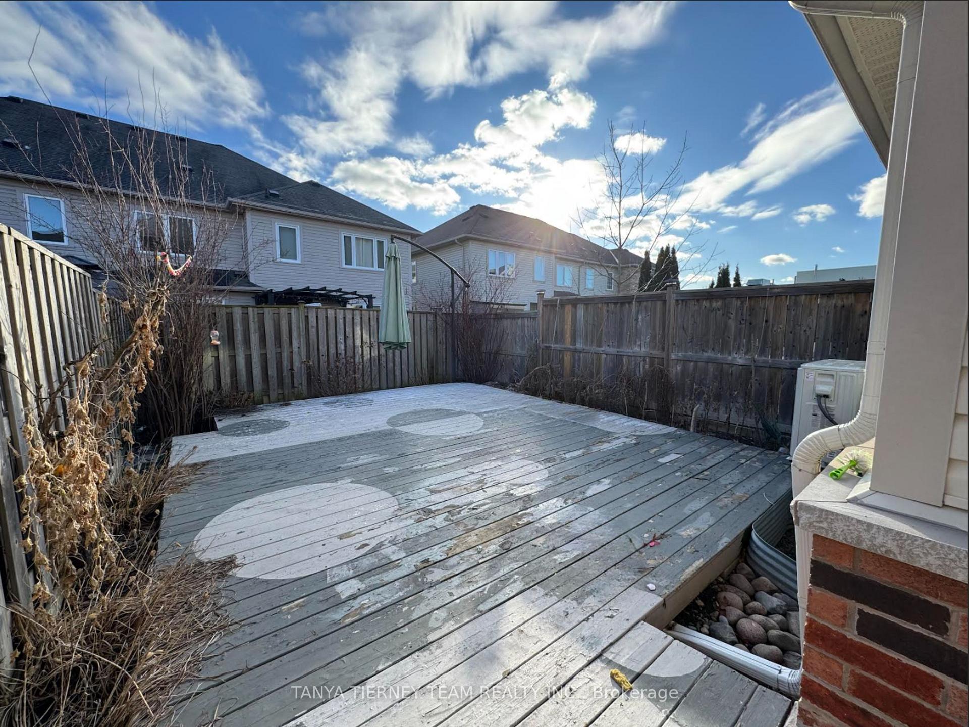 Photo 30 of 3 Delight Way, Whitby, Brooklin — HOMEH