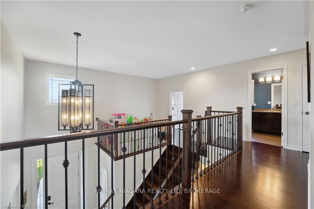Photo 29 of 82 Creekside Drive, Welland, Coyle Creek — HOMEH