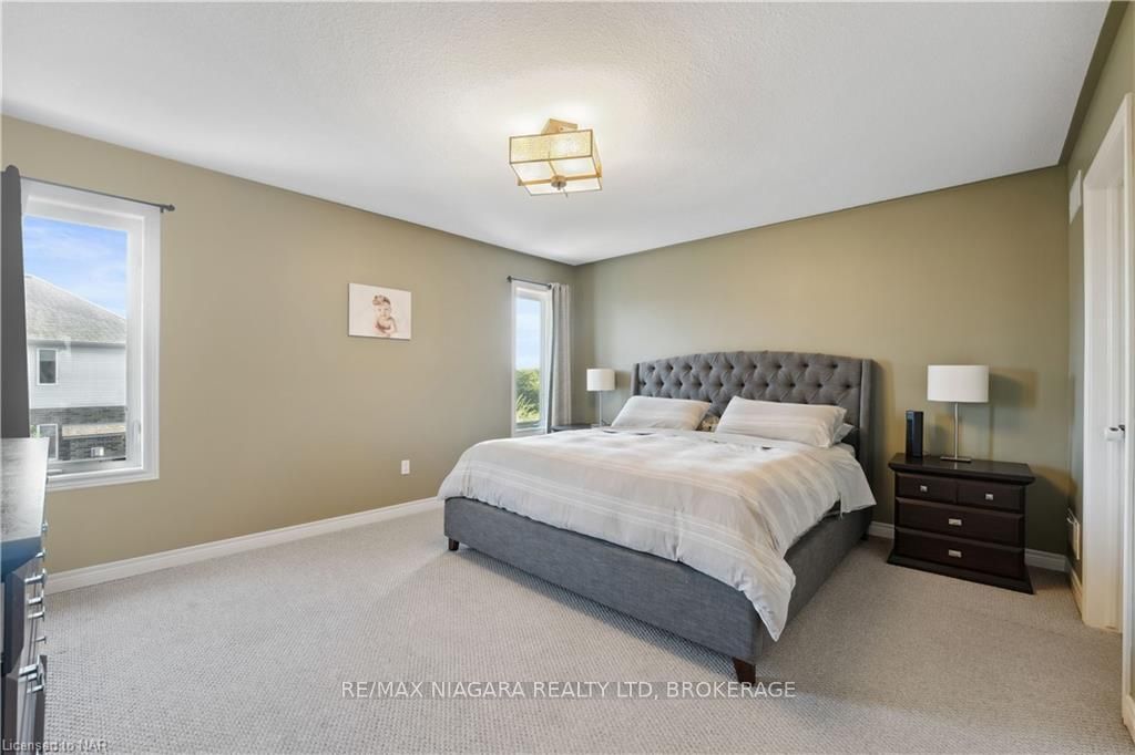 Photo 24 of 82 Creekside Drive, Welland, Coyle Creek — HOMEH