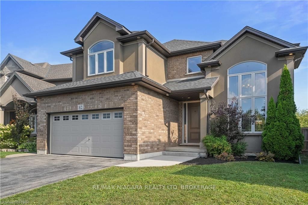 Photo 2 of 82 Creekside Drive, Welland, Coyle Creek — HOMEH