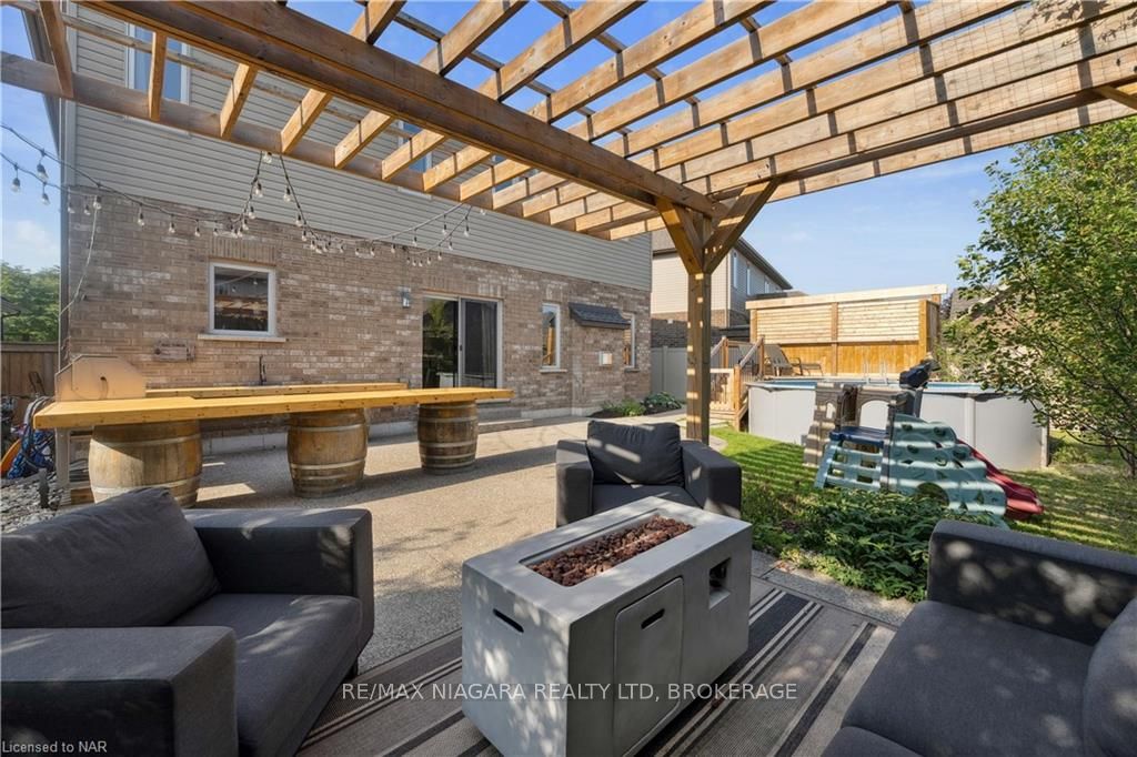 Photo 40 of 82 Creekside Drive, Welland, Coyle Creek — HOMEH