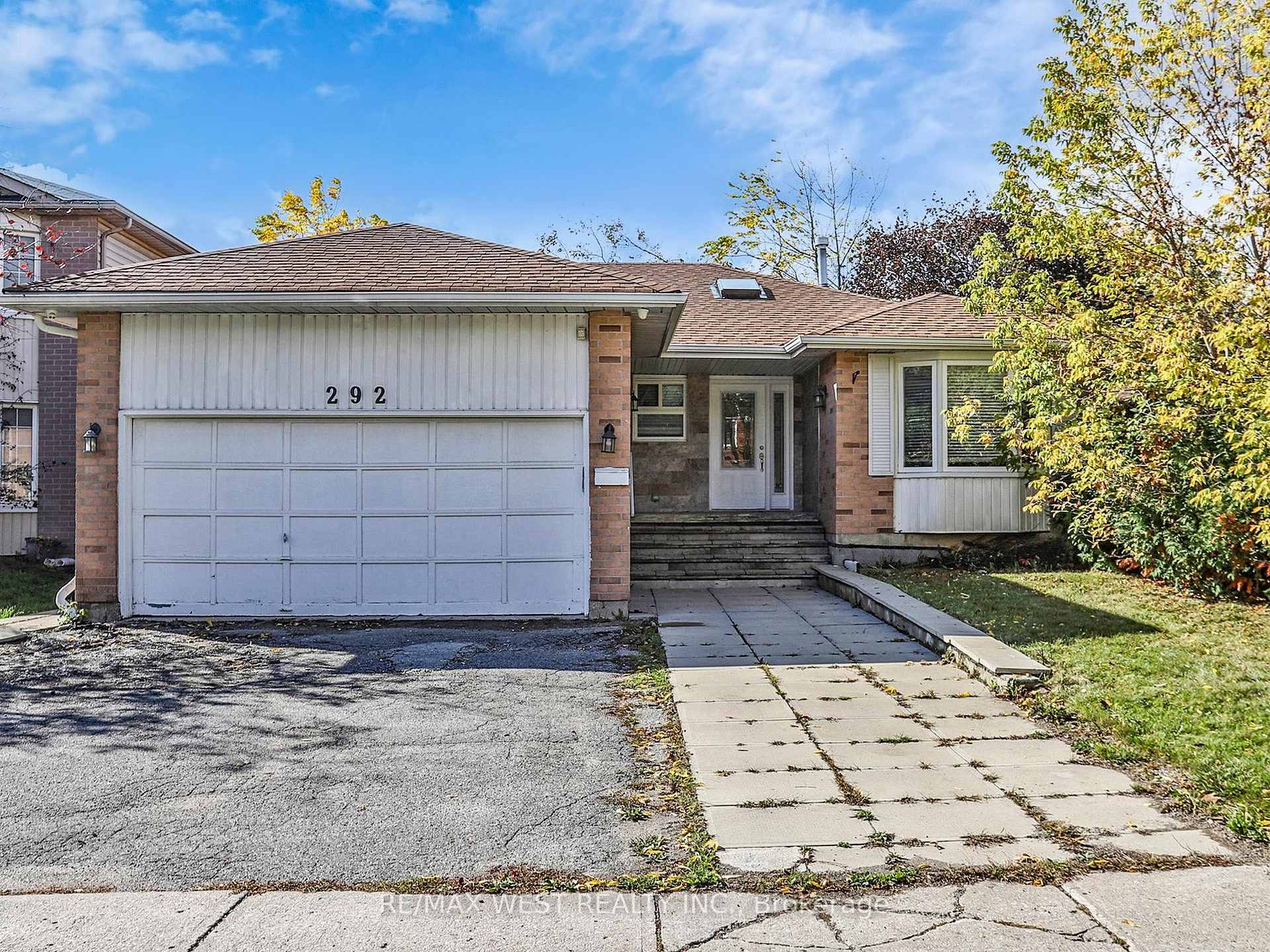 Photo 2 of 292 St Vincent Street, Barrie, Wellington — HOMEH