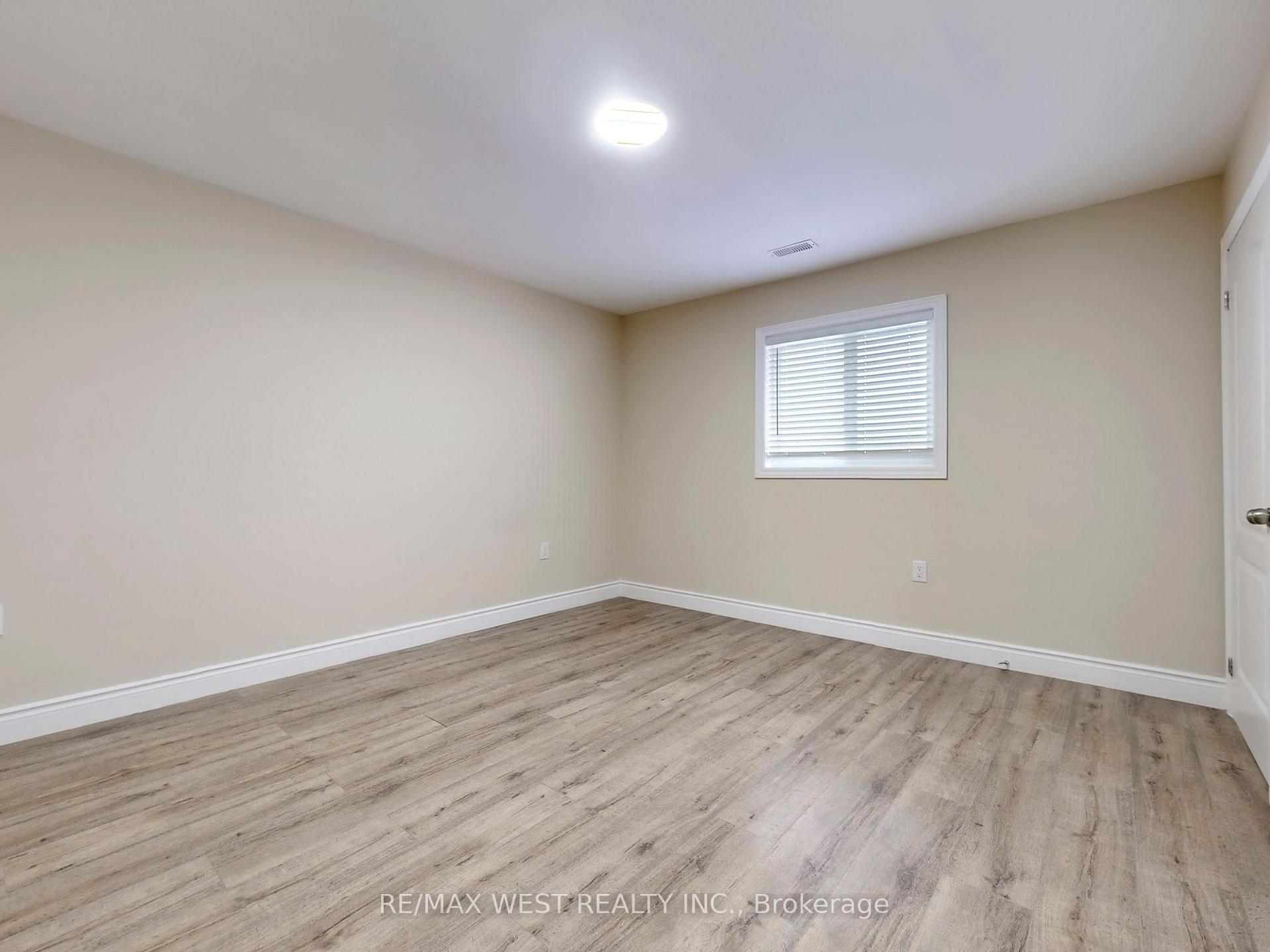 Photo 20 of 292 St Vincent Street, Barrie, Wellington — HOMEH