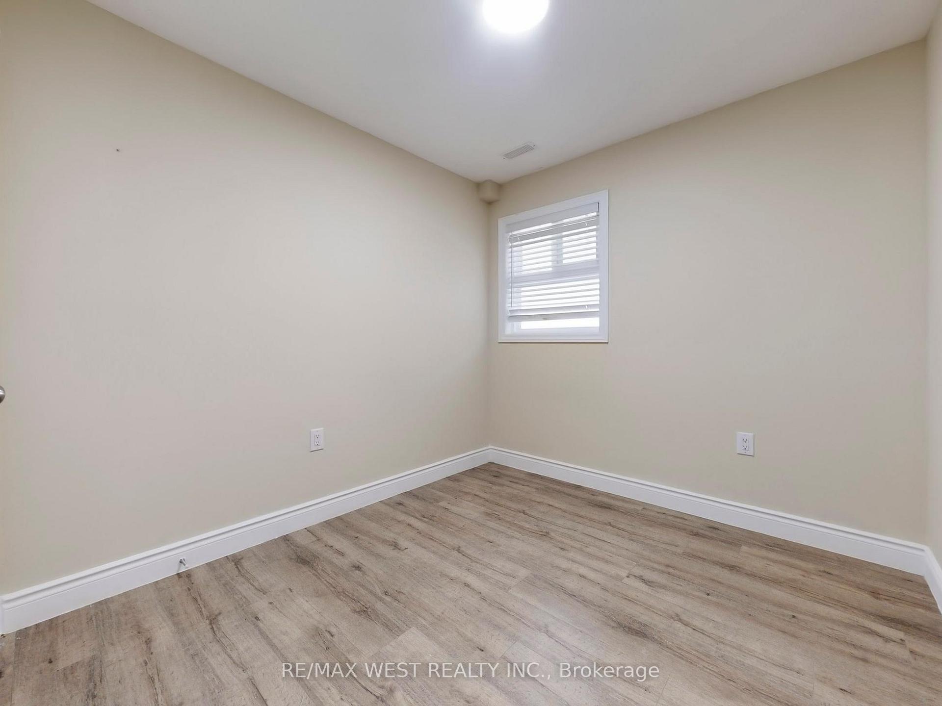 Photo 27 of 292 St Vincent Street, Barrie, Wellington — HOMEH