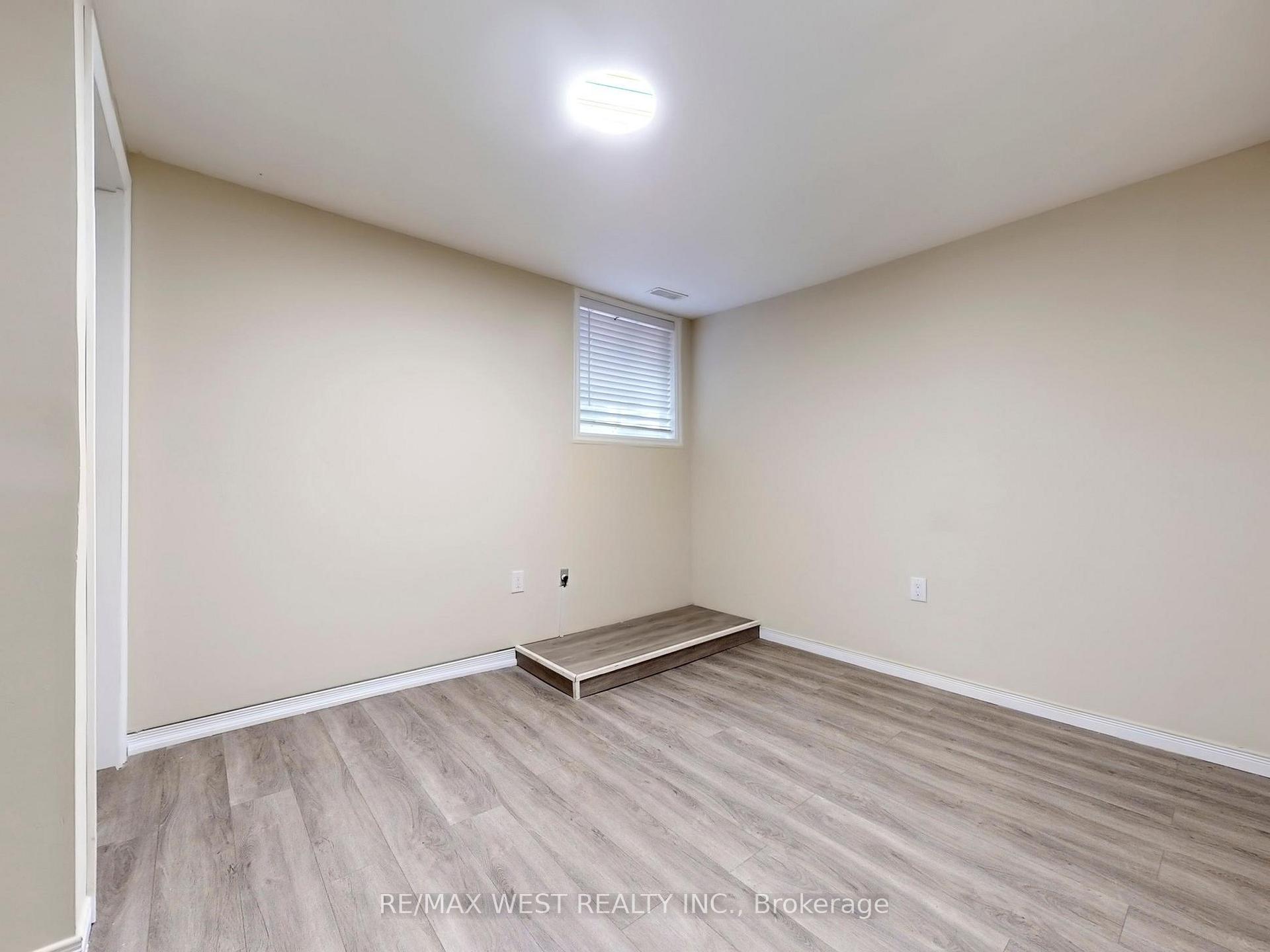 Photo 21 of 292 St Vincent Street, Barrie, Wellington — HOMEH