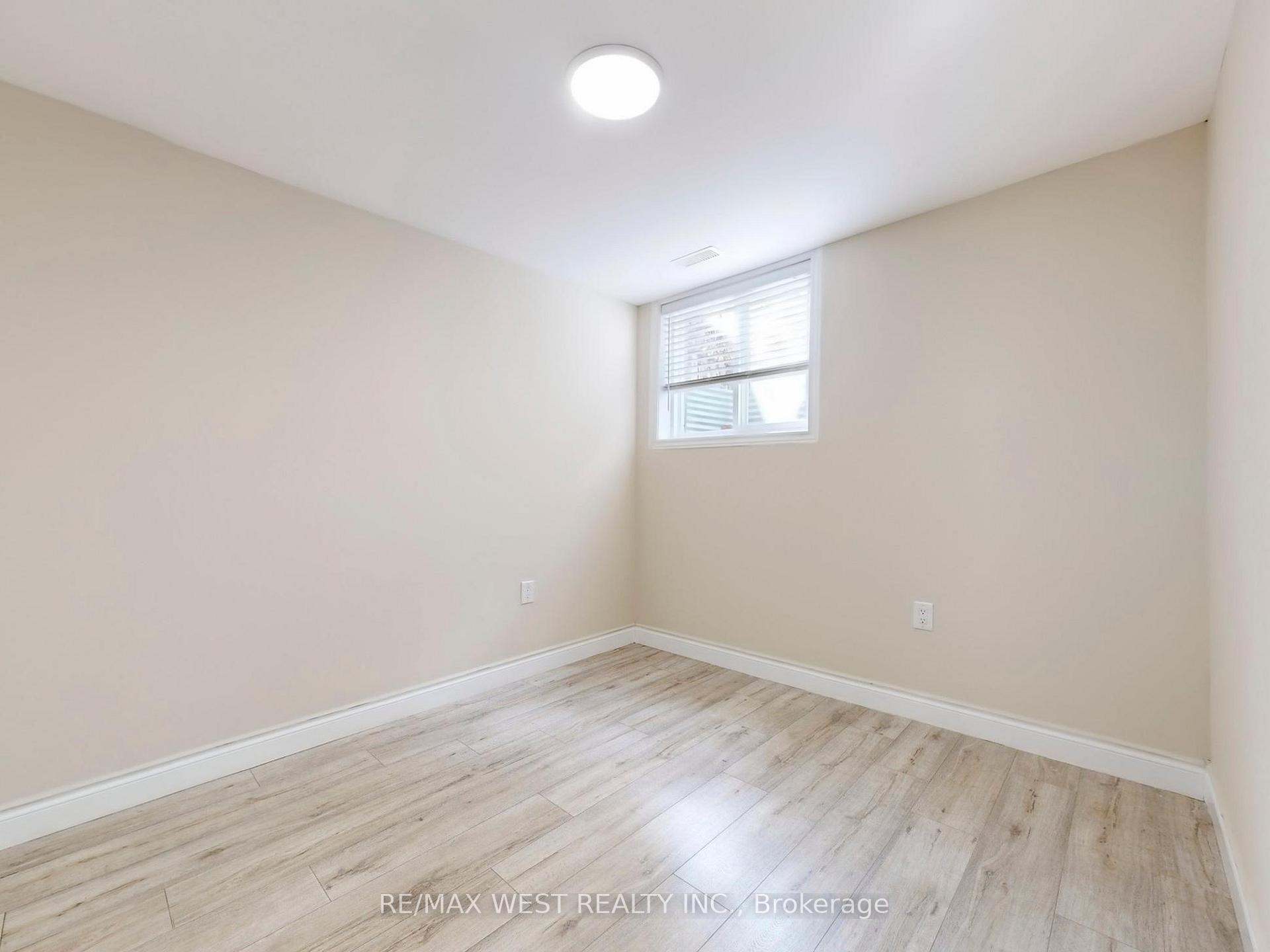 Photo 22 of 292 St Vincent Street, Barrie, Wellington — HOMEH
