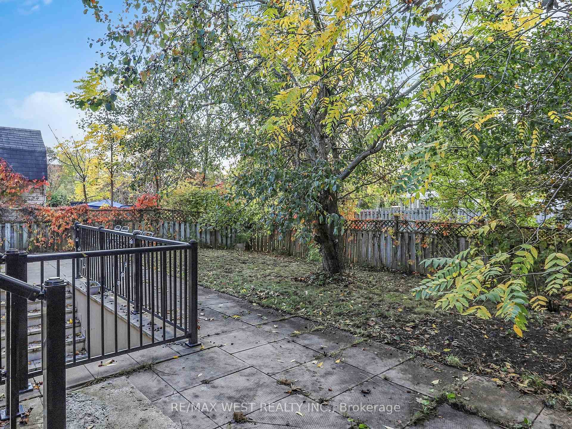 Photo 28 of 292 St Vincent Street, Barrie, Wellington — HOMEH
