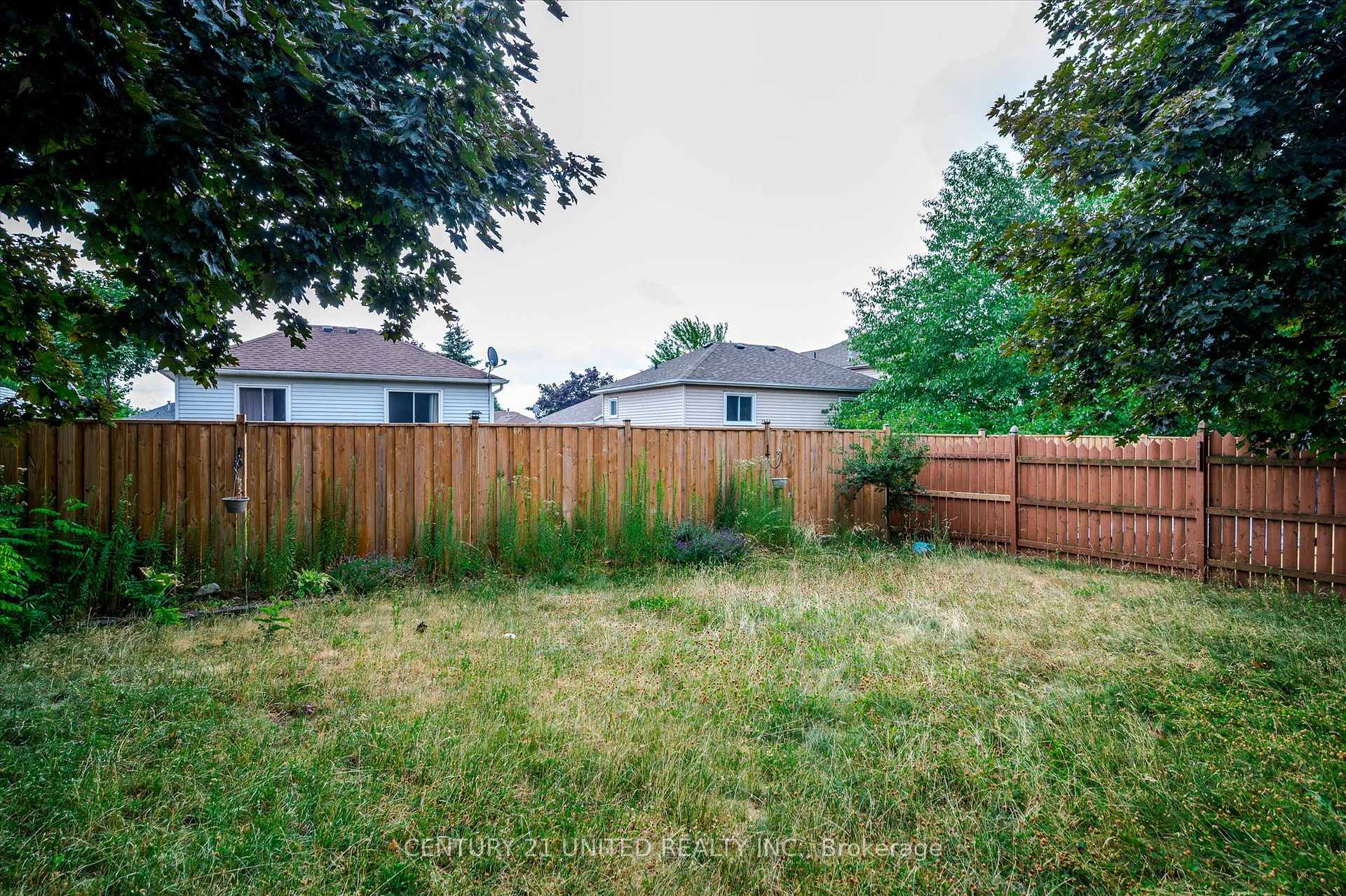 Photo 45 of 1414 Glenforest Crescent, Peterborough, Monaghan Ward 2 — HOMEH