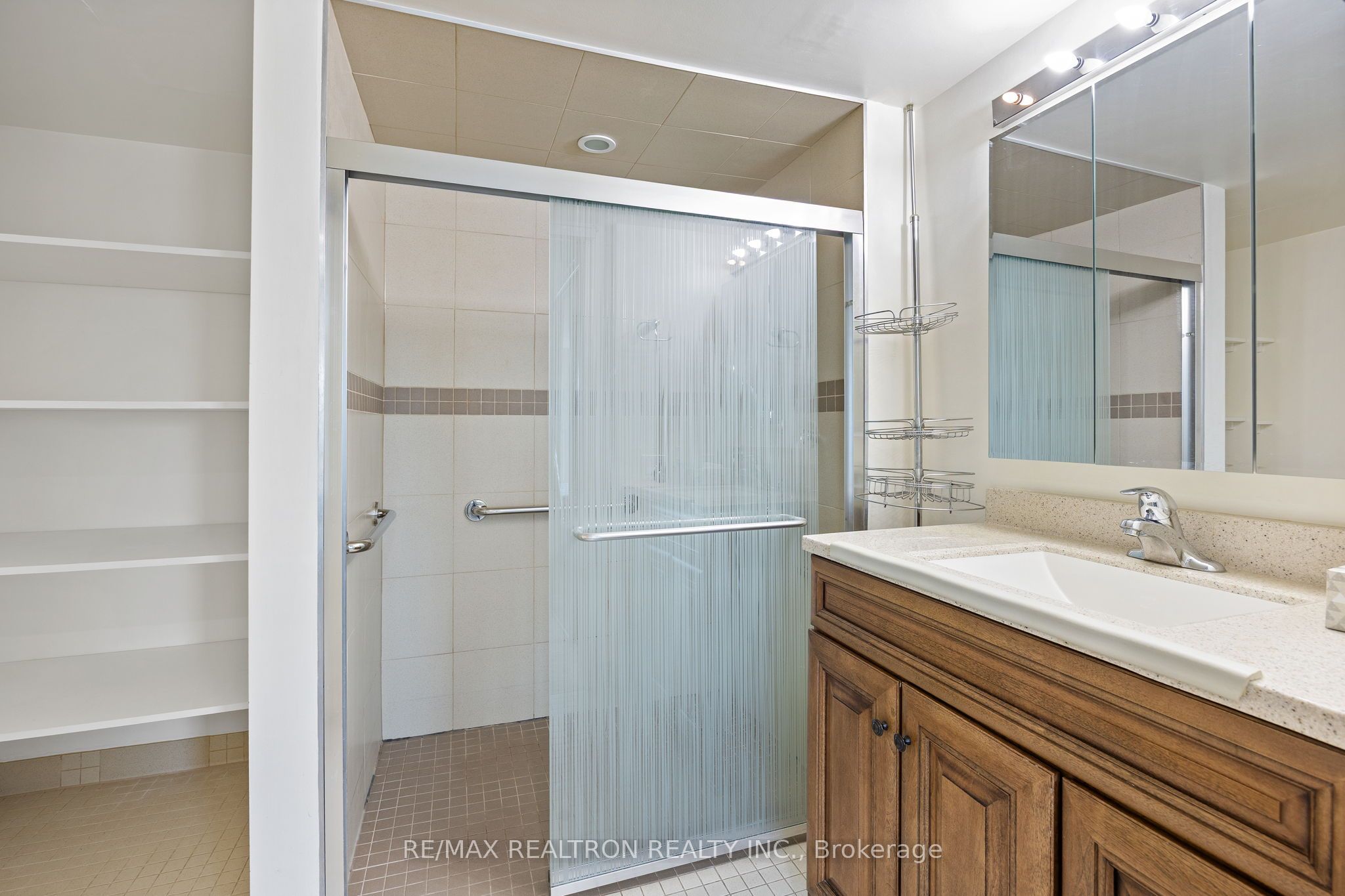 Photo 23 of Unit 504, 8 Covington Road, Toronto, Englemount-Lawrence — HOMEH