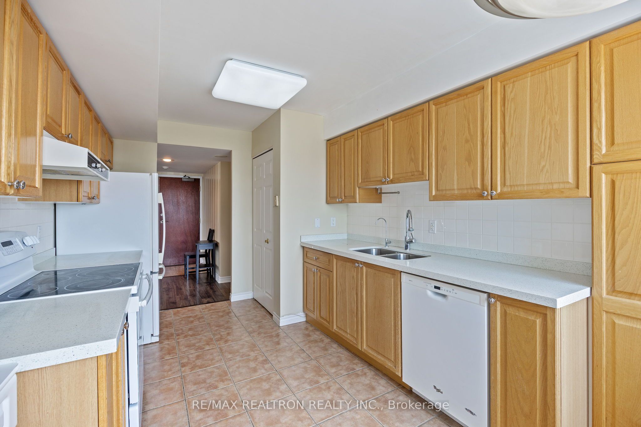 Photo 21 of Unit 504, 8 Covington Road, Toronto, Englemount-Lawrence — HOMEH