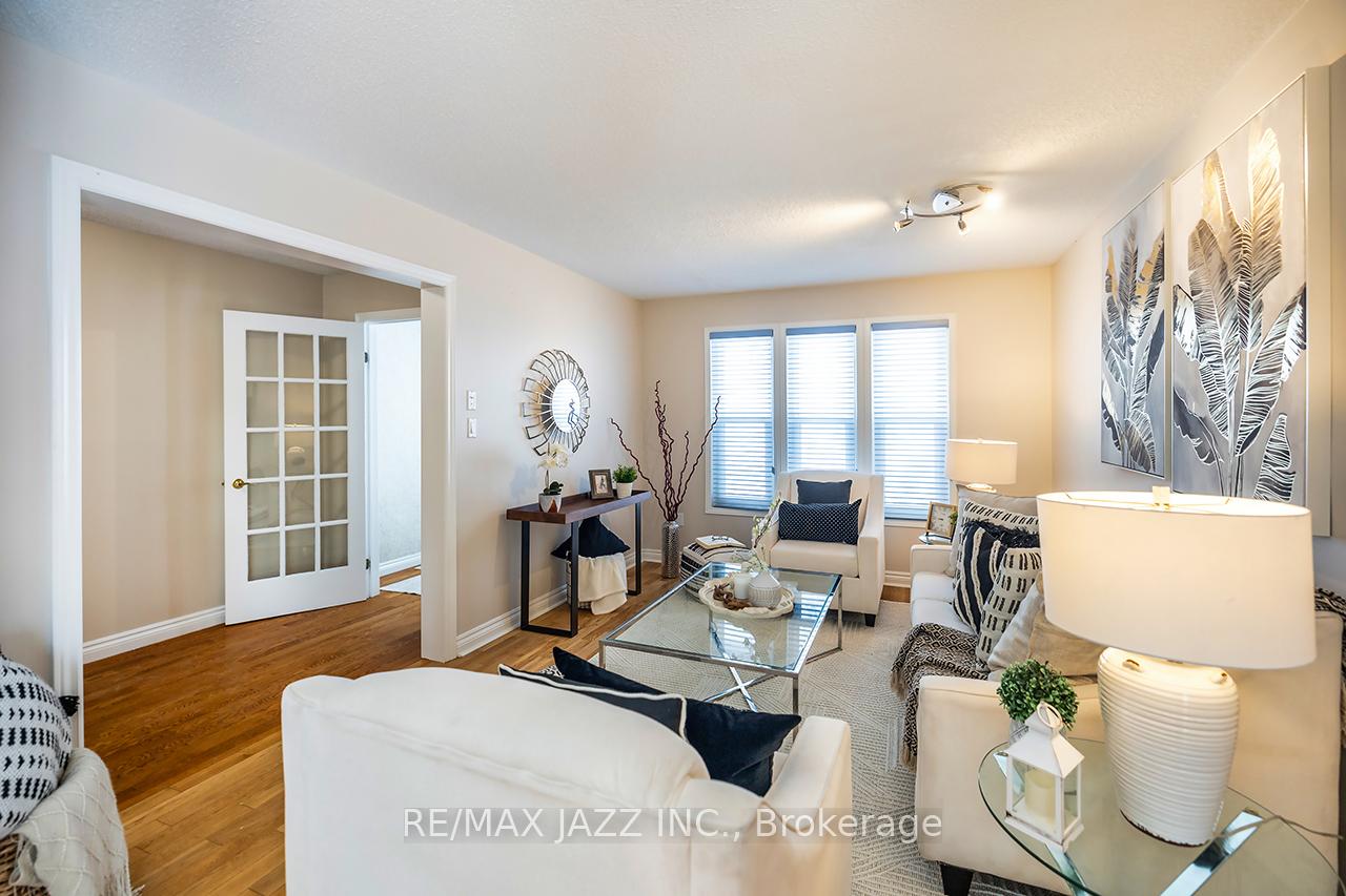 Photo 6 of 420 Prestwick Court, Oshawa, McLaughlin — HOMEH
