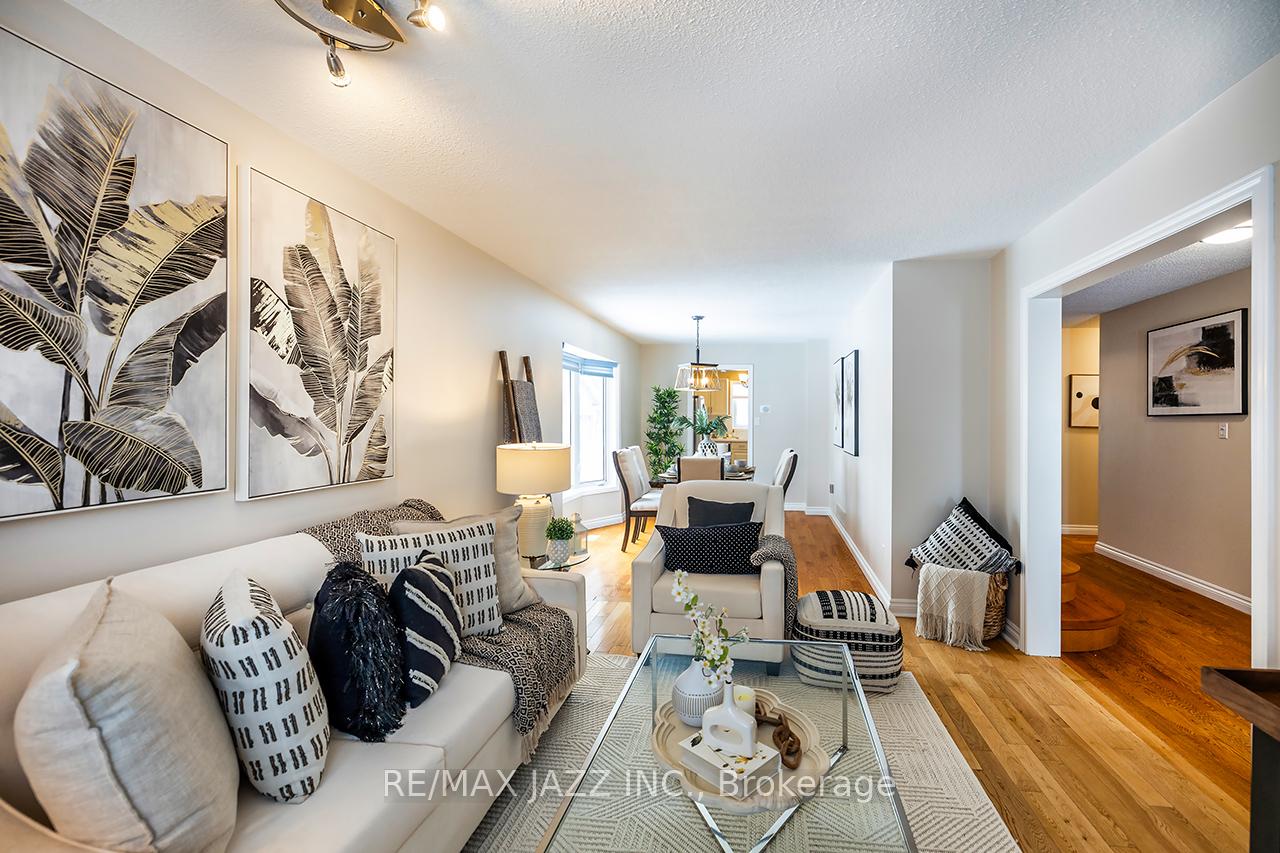 Photo 7 of 420 Prestwick Court, Oshawa, McLaughlin — HOMEH