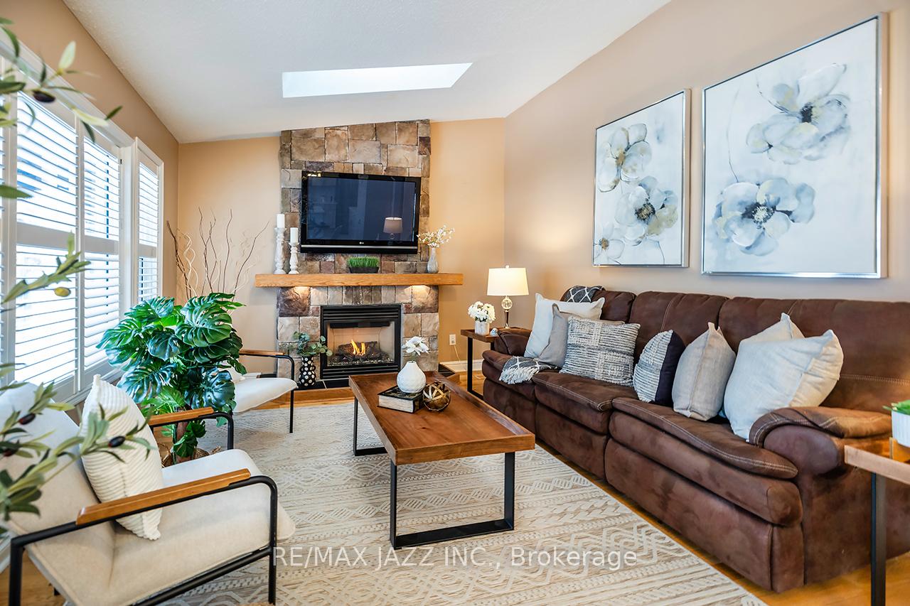 Photo 14 of 420 Prestwick Court, Oshawa, McLaughlin — HOMEH
