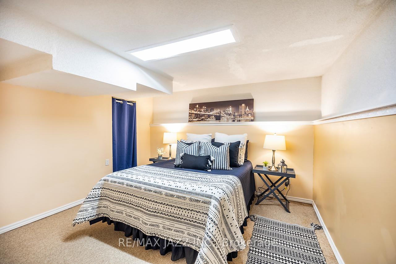 Photo 29 of 420 Prestwick Court, Oshawa, McLaughlin — HOMEH