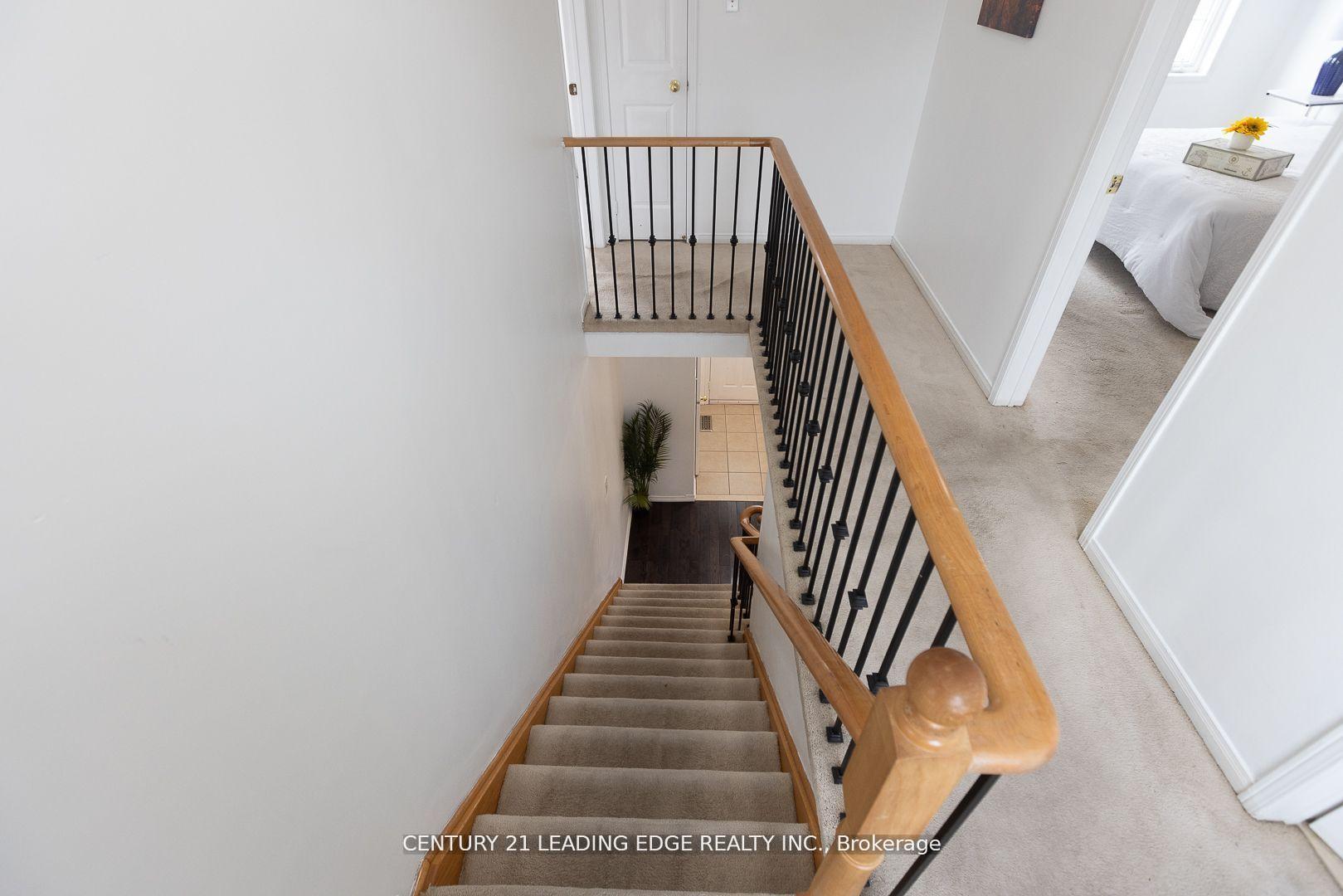 Photo 12 of 1485 Heartland Boulevard, Oshawa, Taunton — HOMEH