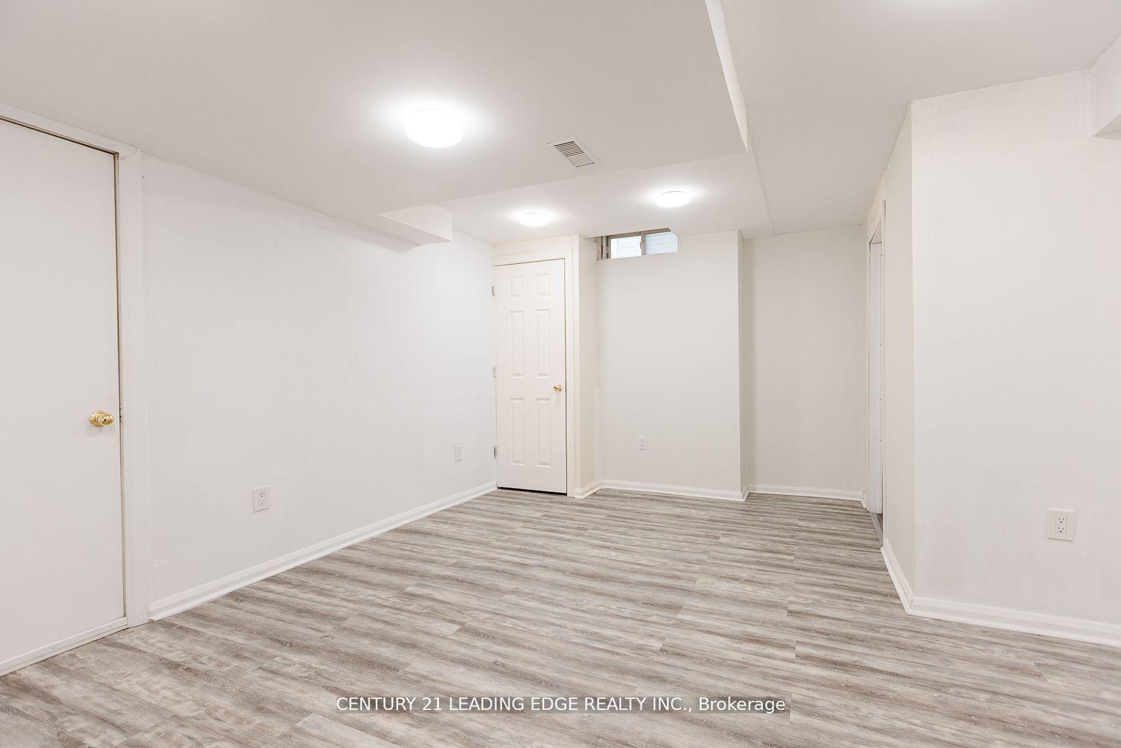 Photo 14 of 1485 Heartland Boulevard, Oshawa, Taunton — HOMEH