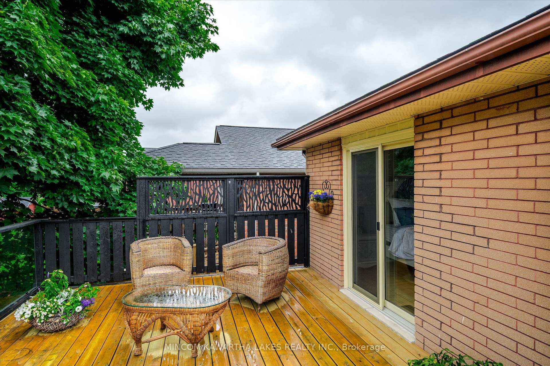 Photo 16 of 484 Raymond Street, Peterborough, Northcrest Ward 5 — HOMEH
