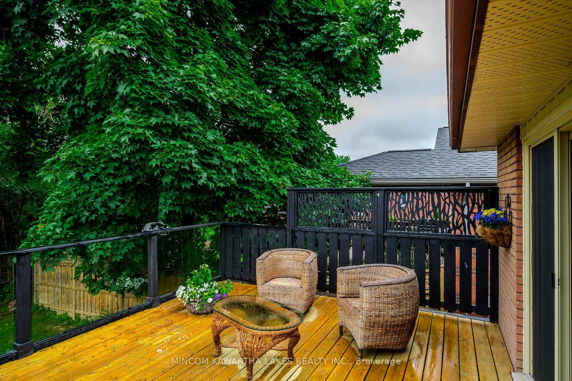 Photo 17 of 484 Raymond Street, Peterborough, Northcrest Ward 5 — HOMEH