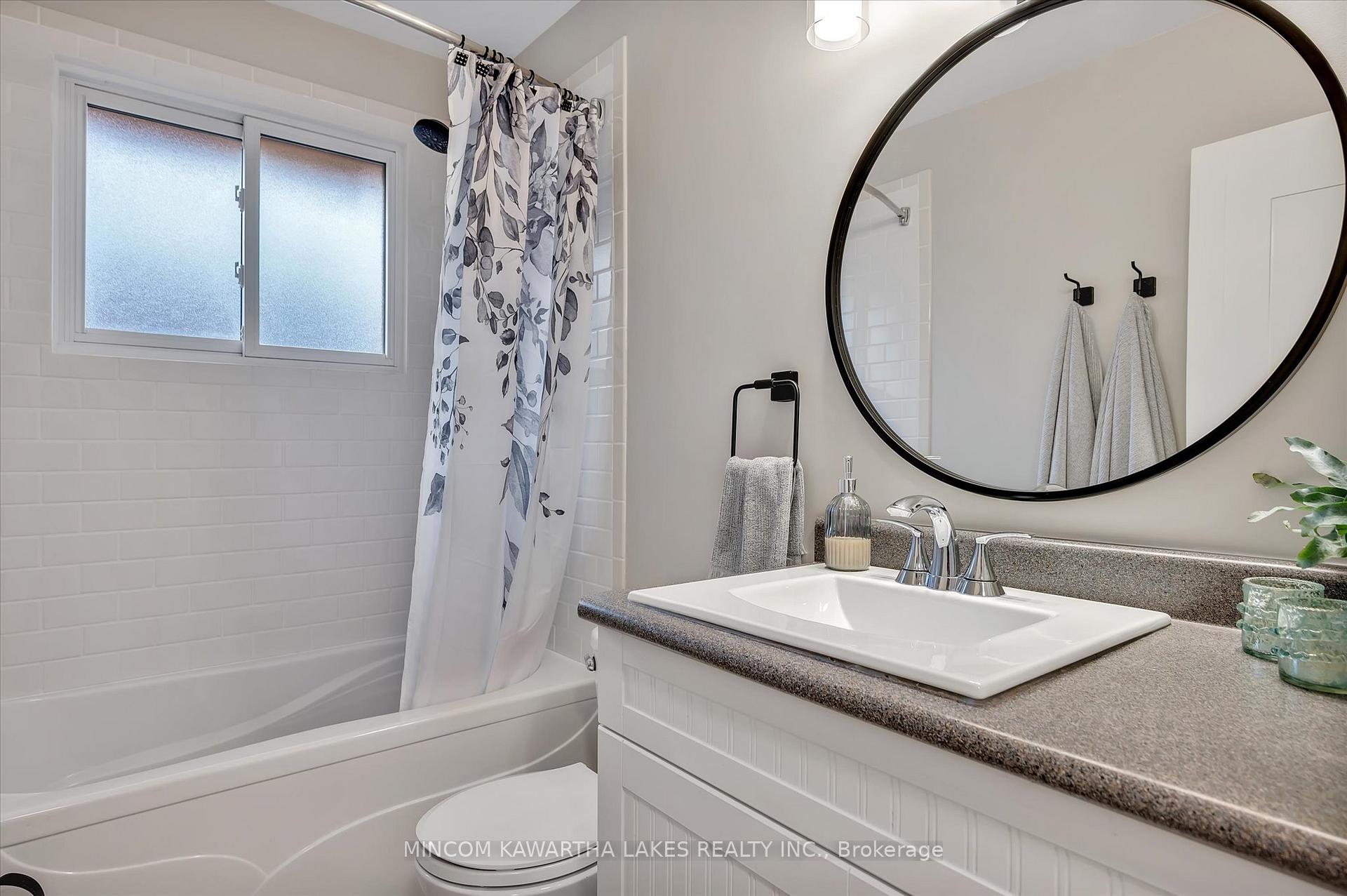Photo 22 of 484 Raymond Street, Peterborough, Northcrest Ward 5 — HOMEH