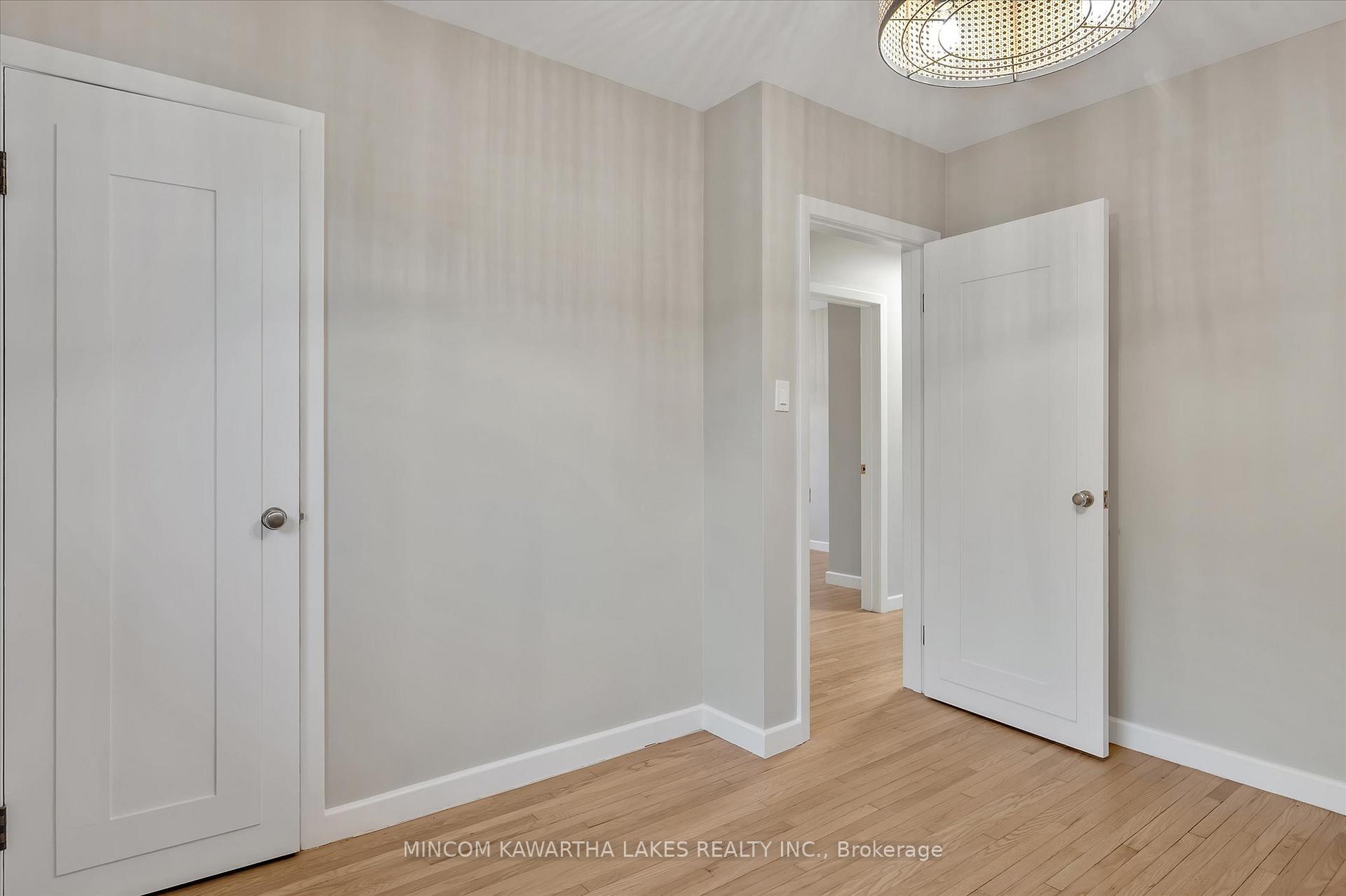 Photo 24 of 484 Raymond Street, Peterborough, Northcrest Ward 5 — HOMEH