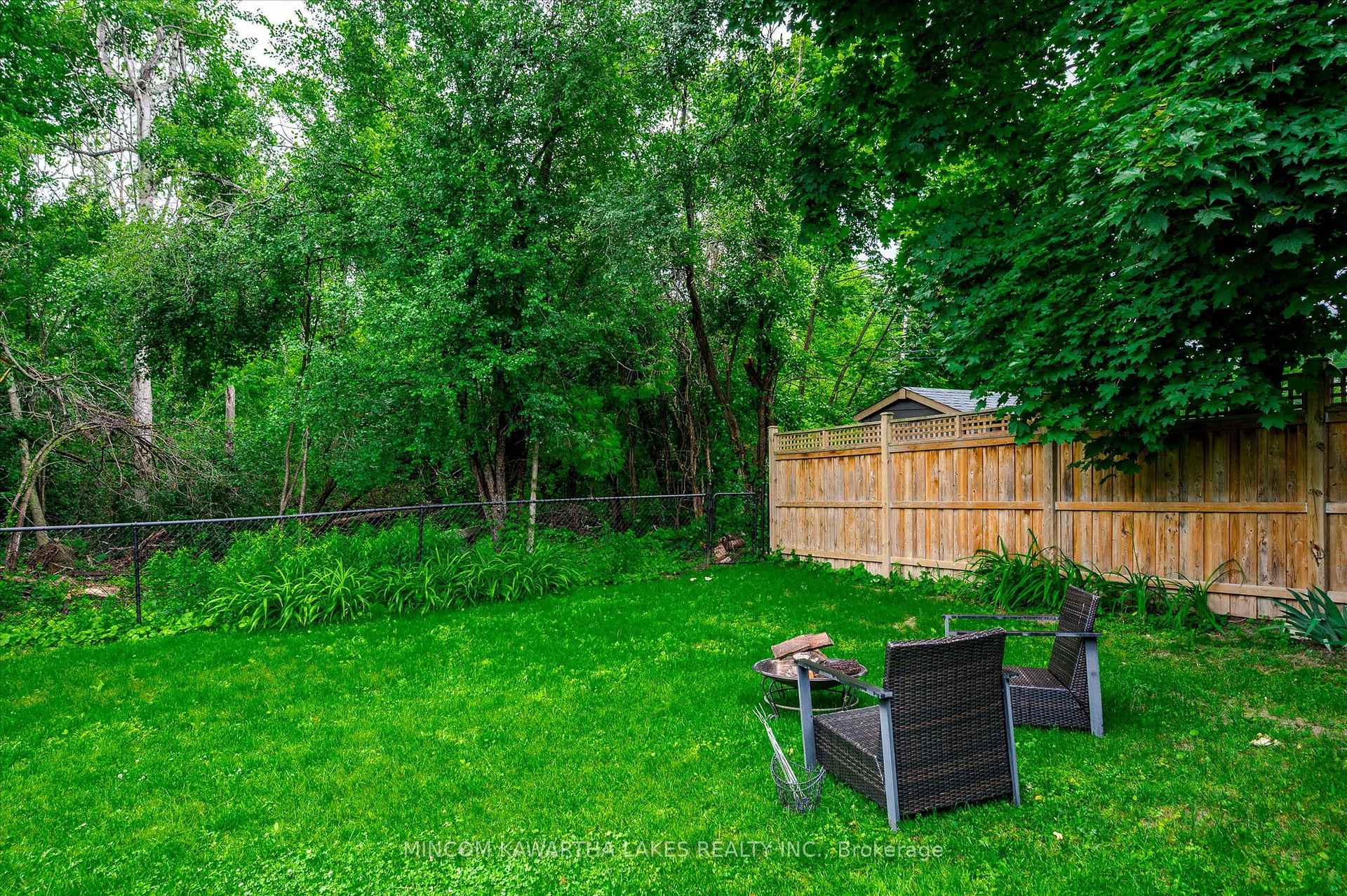 Photo 45 of 484 Raymond Street, Peterborough, Northcrest Ward 5 — HOMEH