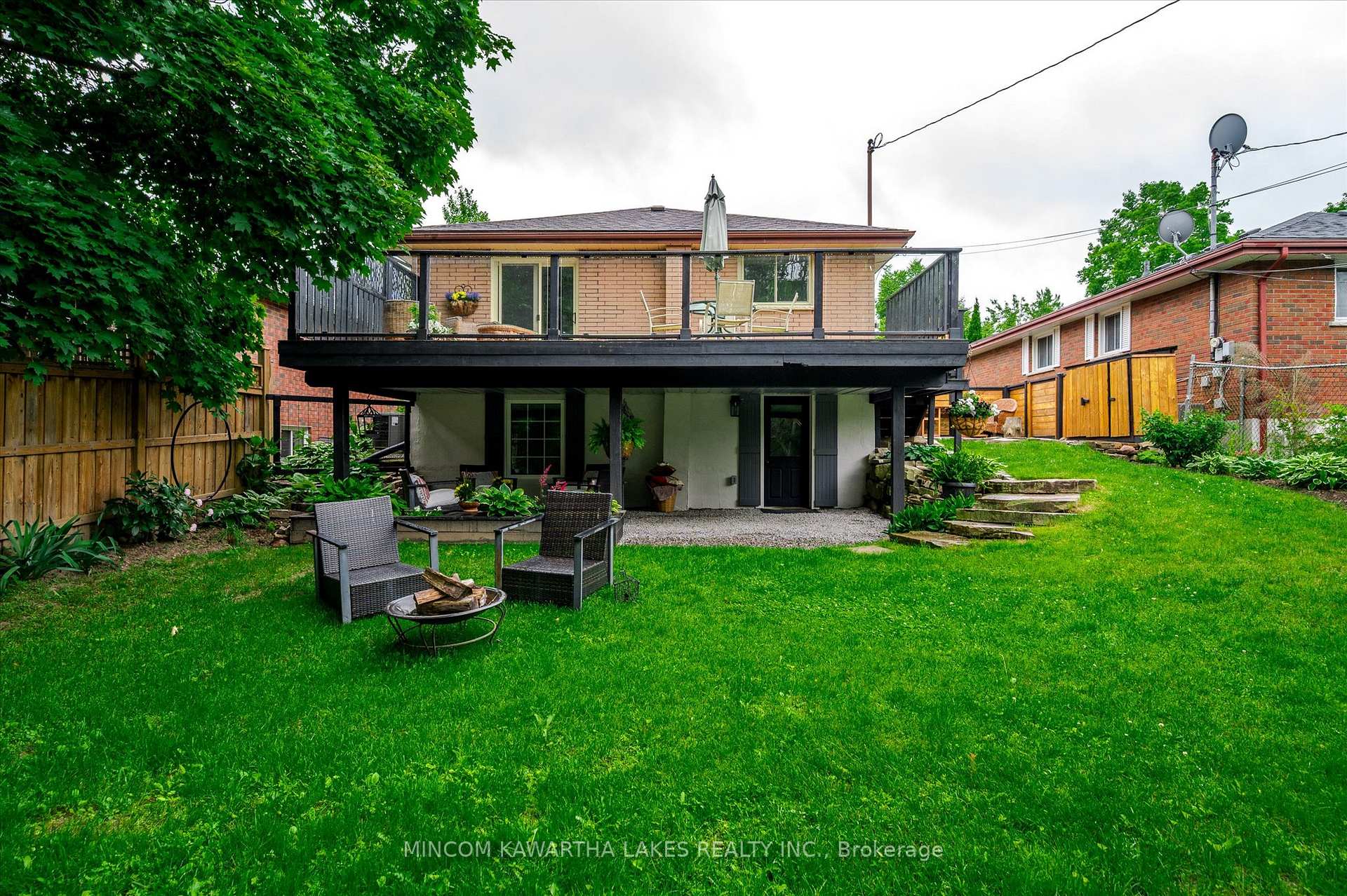 Photo 47 of 484 Raymond Street, Peterborough, Northcrest Ward 5 — HOMEH