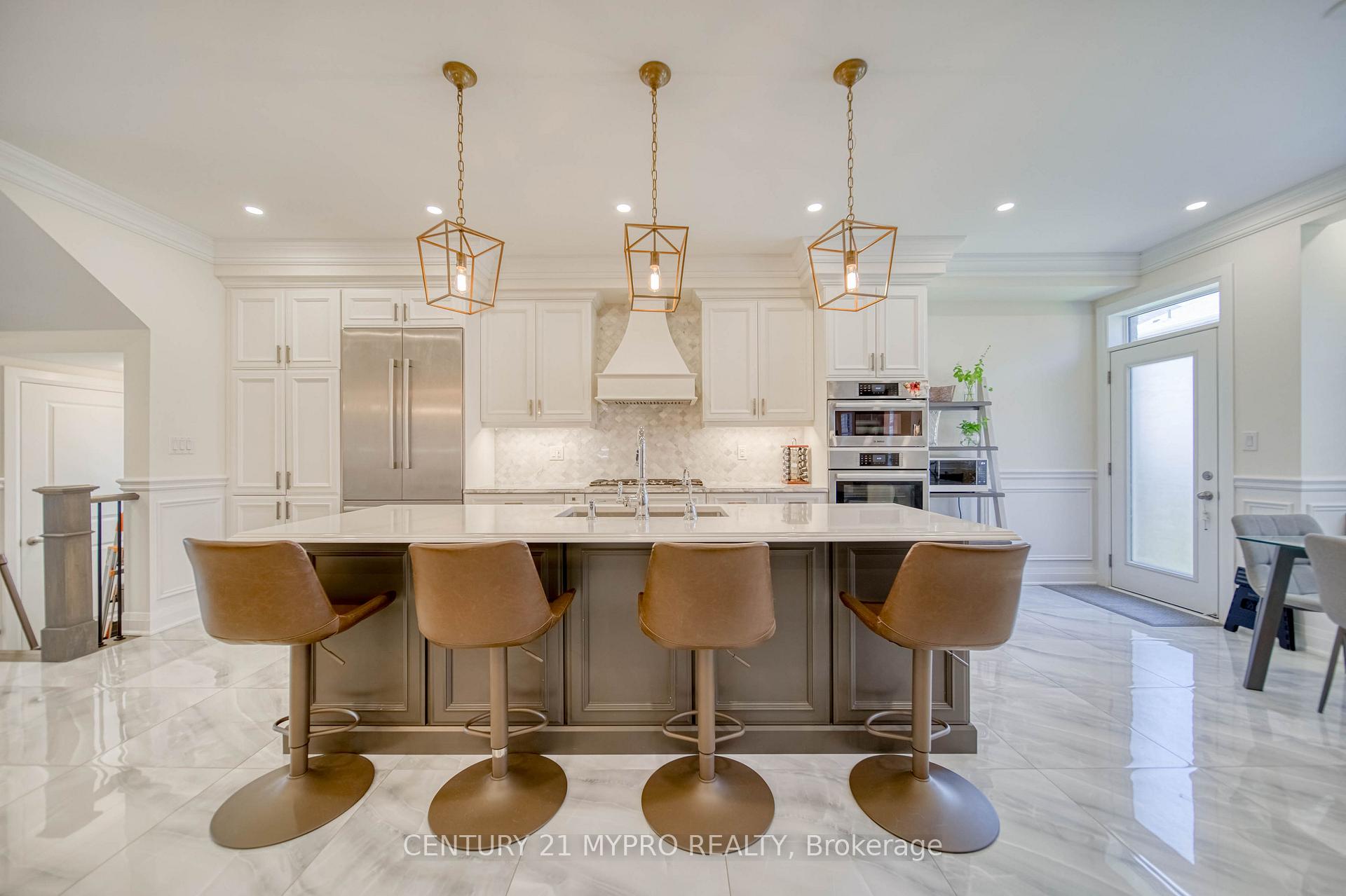 Photo 5 of 18 Westfield Drive, Whitby, Lynde Creek — HOMEH