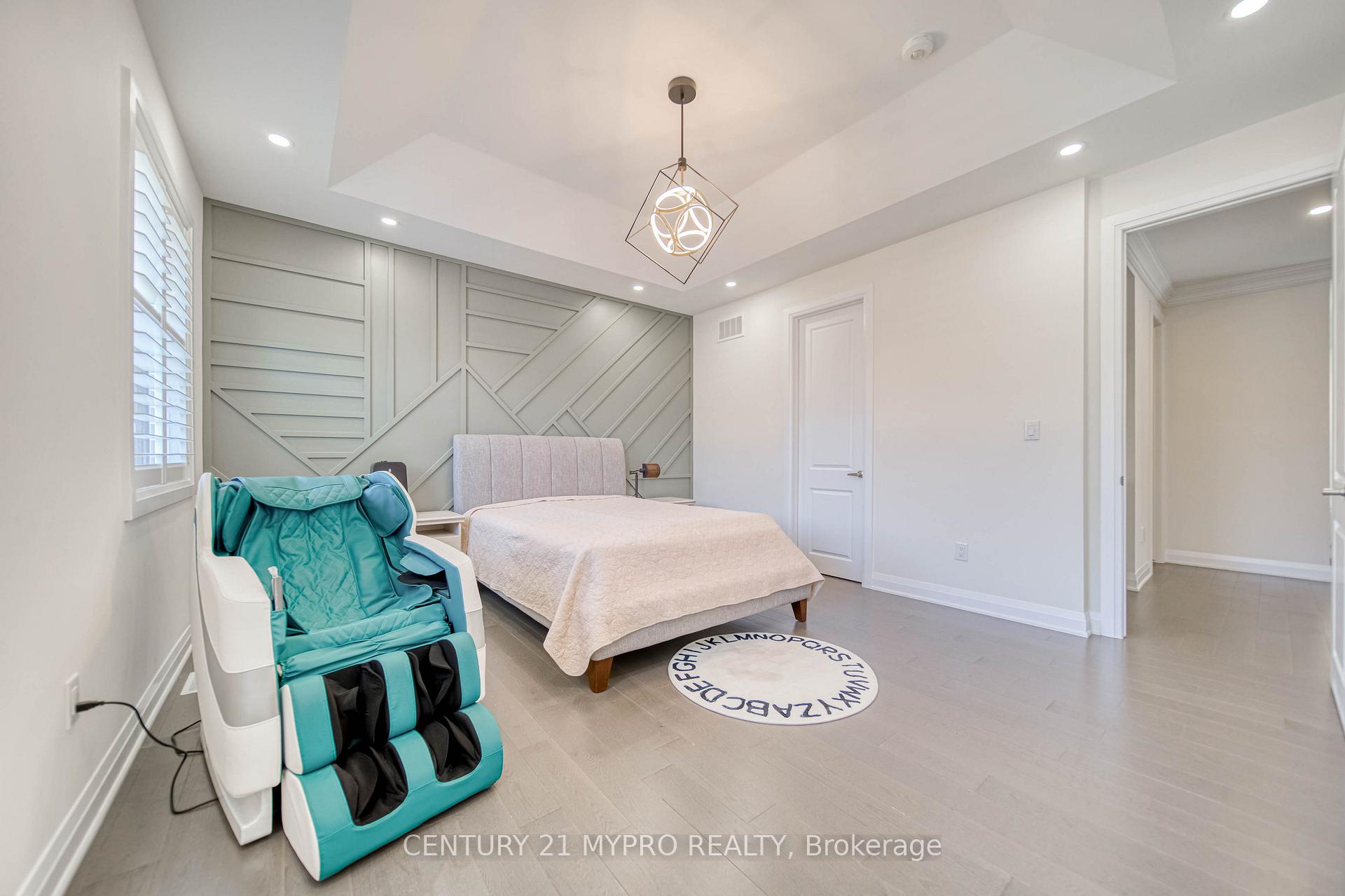 Photo 23 of 18 Westfield Drive, Whitby, Lynde Creek — HOMEH