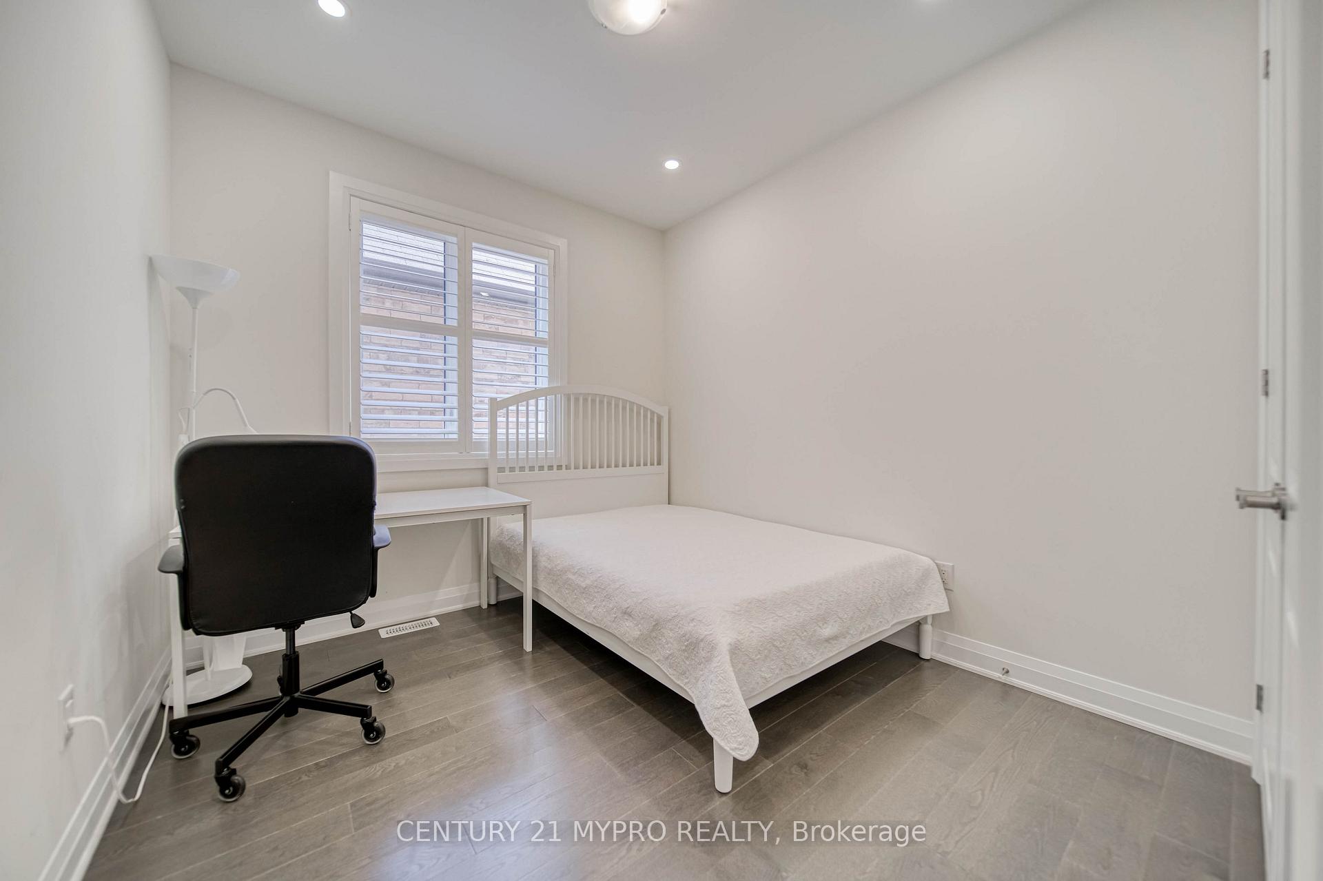 Photo 30 of 18 Westfield Drive, Whitby, Lynde Creek — HOMEH