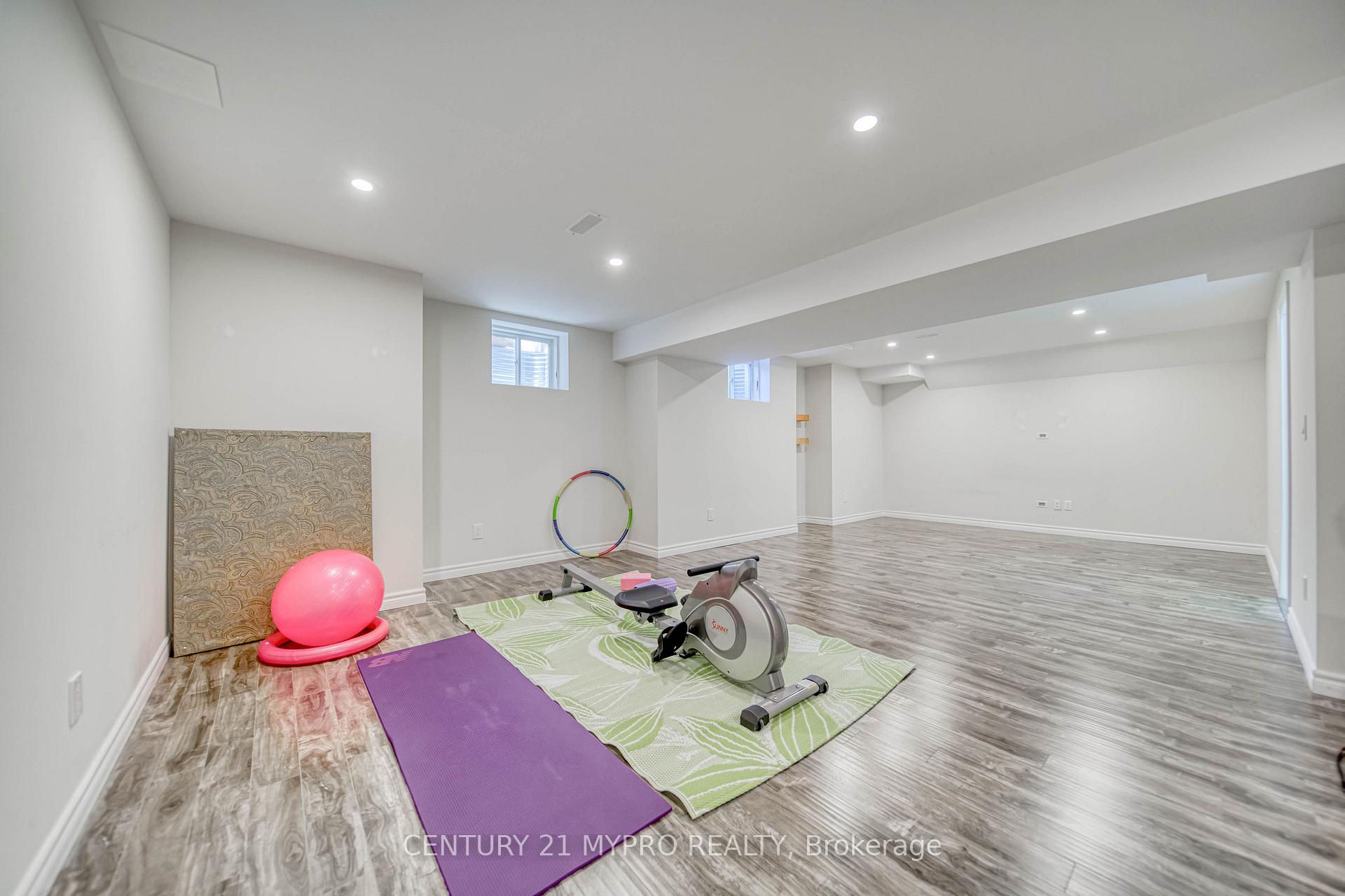 Photo 33 of 18 Westfield Drive, Whitby, Lynde Creek — HOMEH