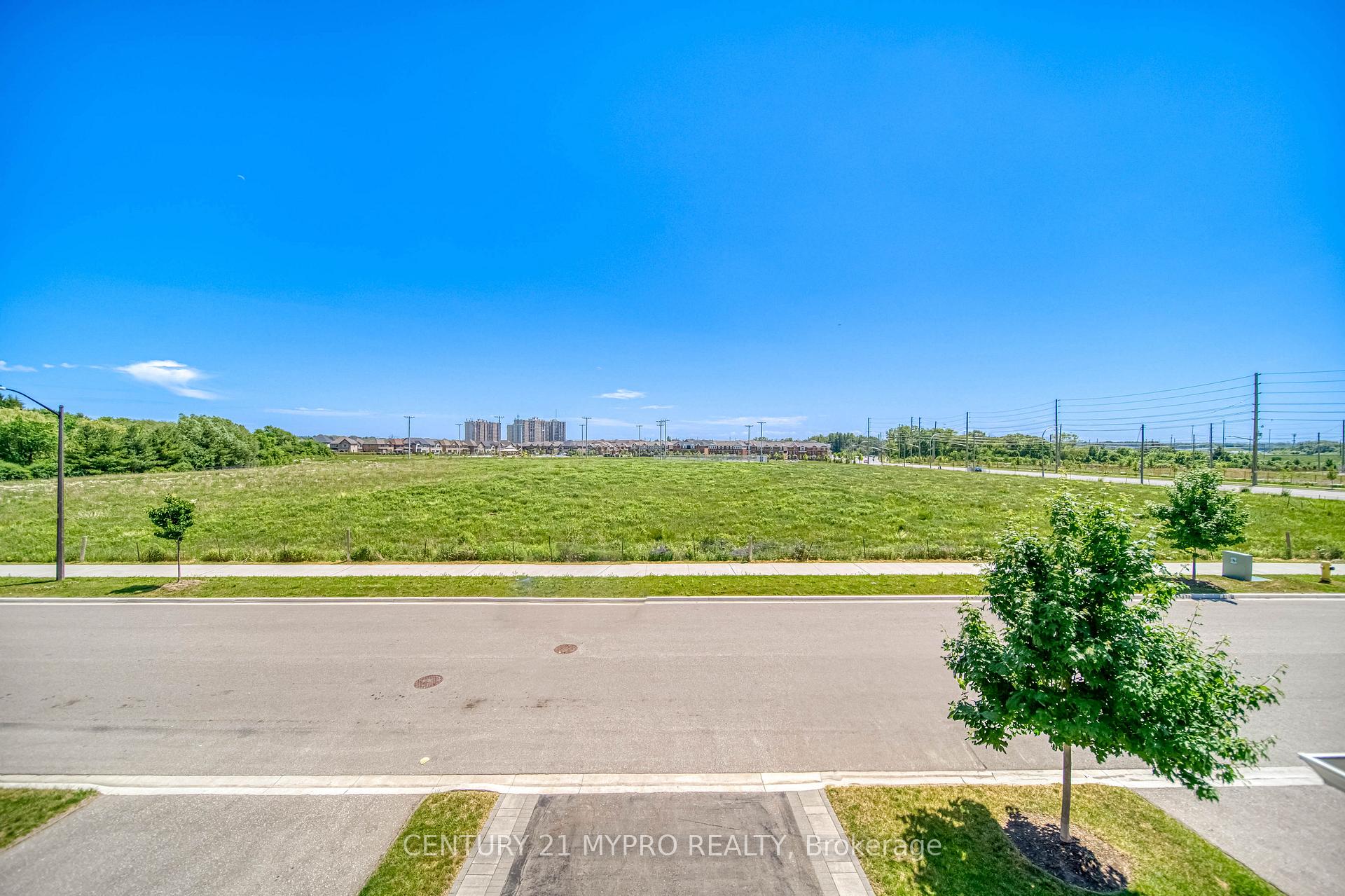 Photo 40 of 18 Westfield Drive, Whitby, Lynde Creek — HOMEH