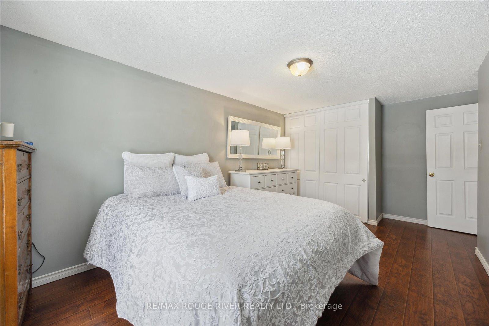 Photo 18 of 701 Greenbriar Drive, Oshawa, Eastdale — HOMEH