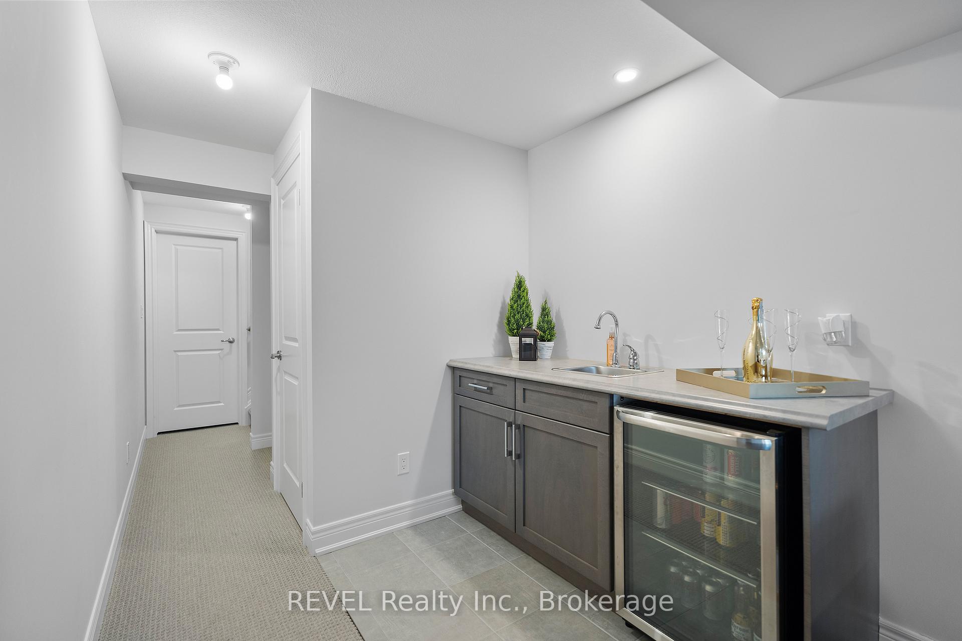 Photo 23 of 151 Heron Street, Welland, Coyle Creek — HOMEH