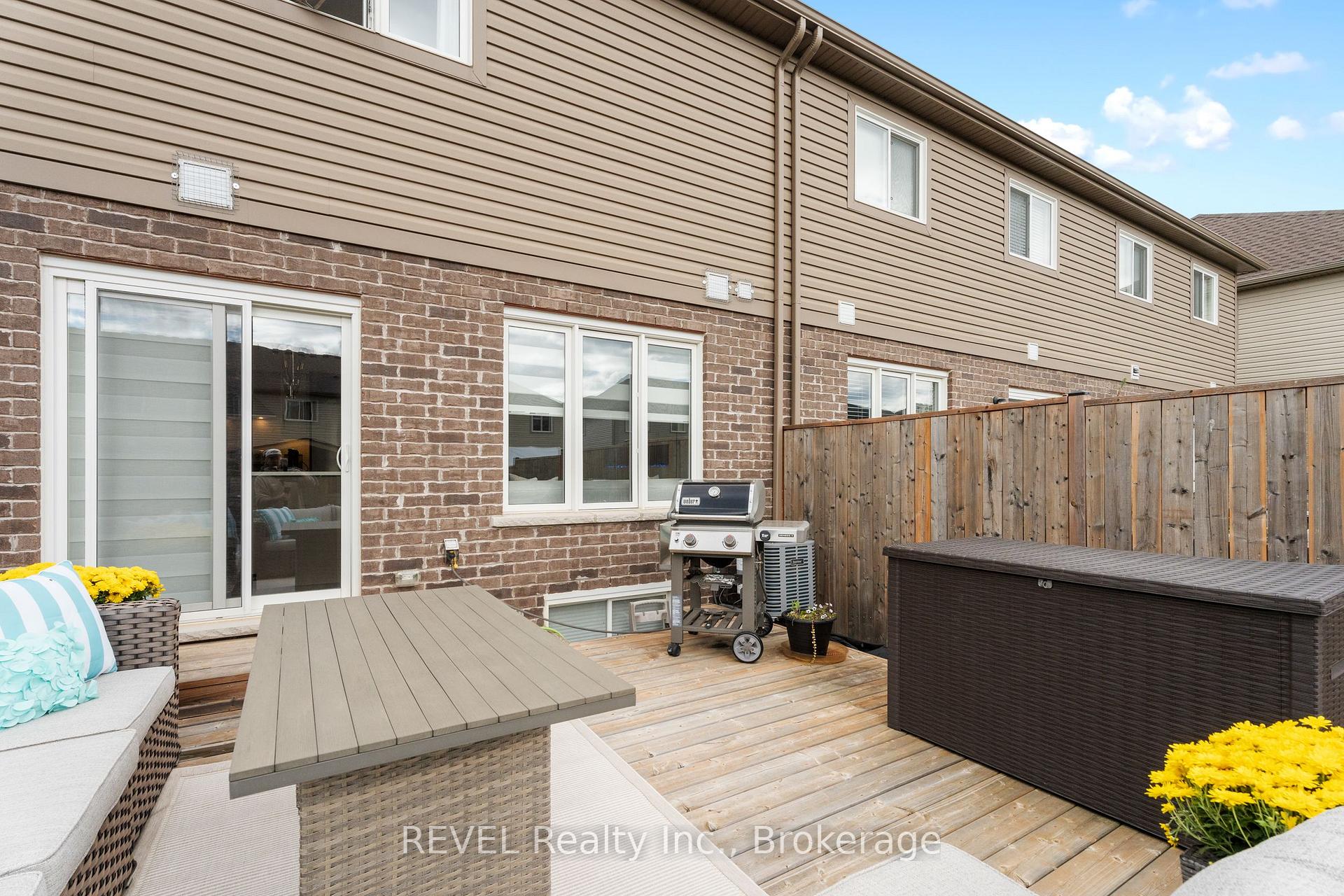 Photo 27 of 151 Heron Street, Welland, Coyle Creek — HOMEH
