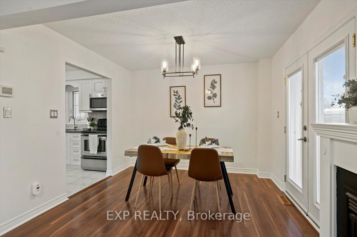 Photo 7 of 4 Burdge Court, Whitby, Blue Grass Meadows — HOMEH