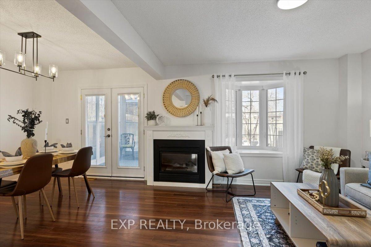 Photo 9 of 4 Burdge Court, Whitby, Blue Grass Meadows — HOMEH