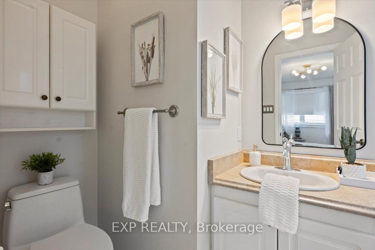 Photo 17 of 4 Burdge Court, Whitby, Blue Grass Meadows — HOMEH